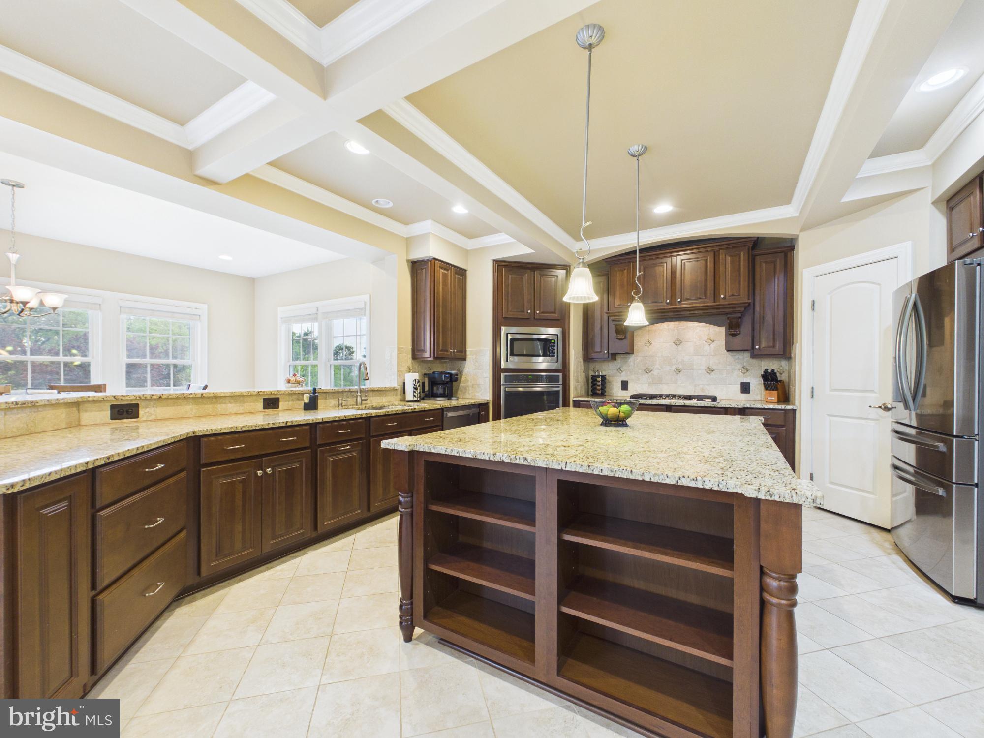DAWSON'S CORNER - Residential