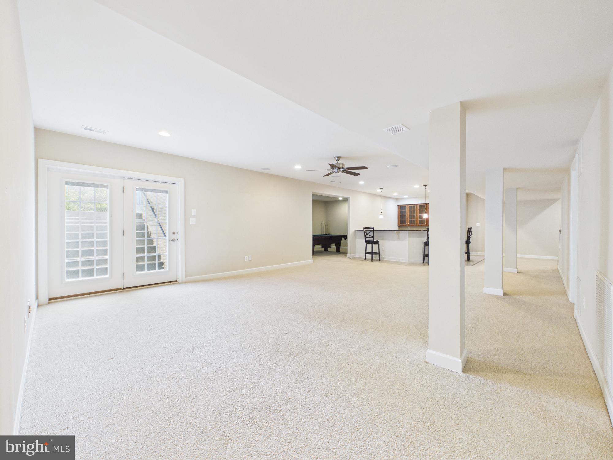 DAWSON'S CORNER - Residential