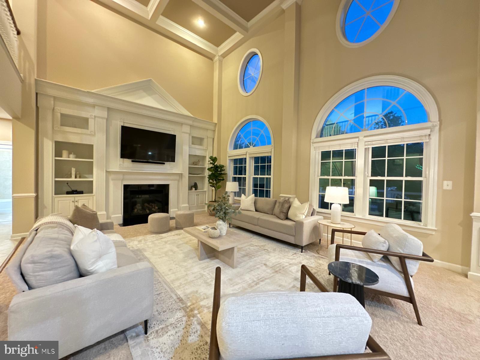 DAWSON'S CORNER - Residential