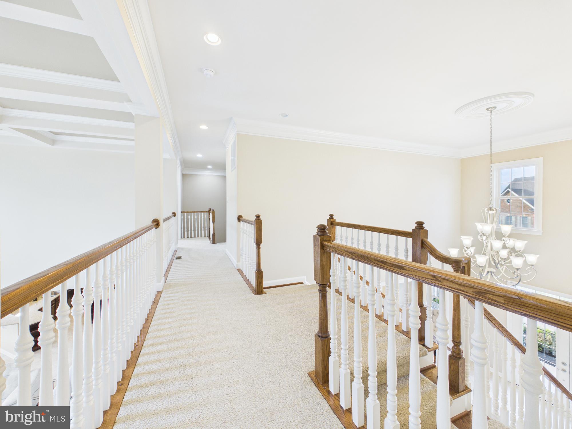 DAWSON'S CORNER - Residential
