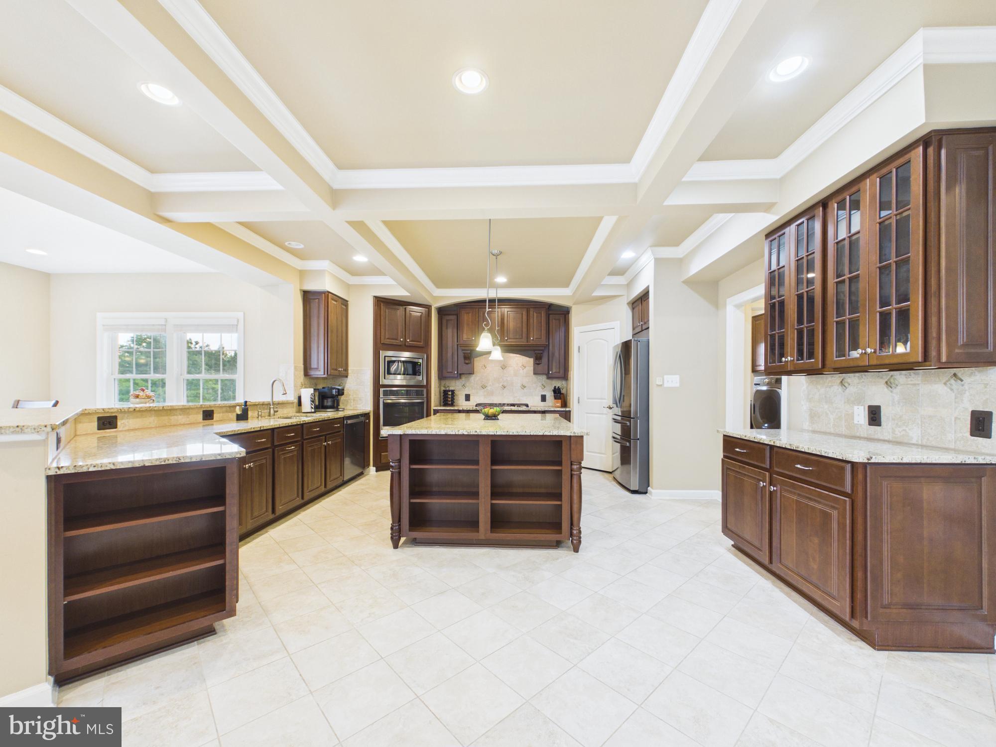 DAWSON'S CORNER - Residential