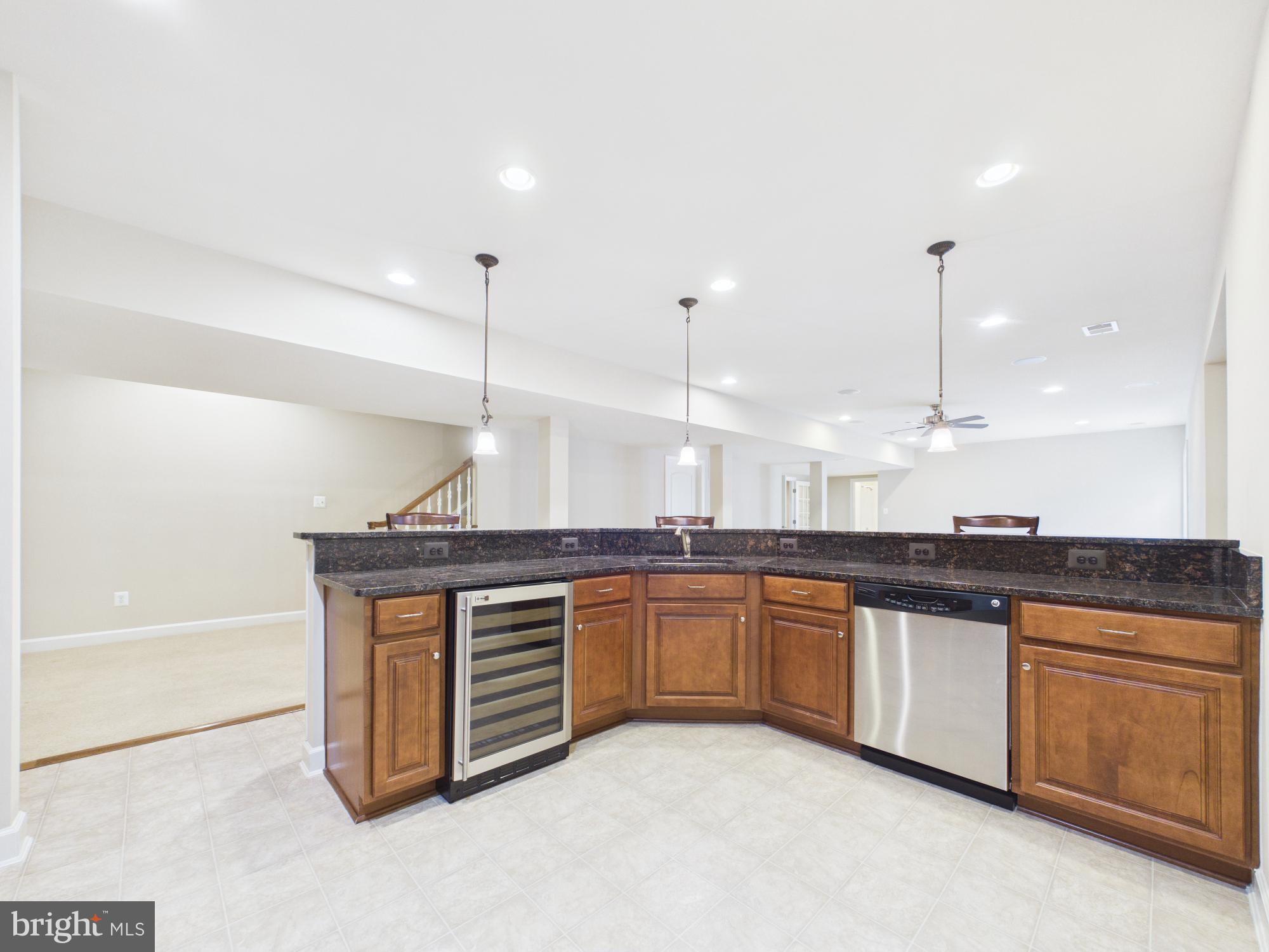 DAWSON'S CORNER - Residential