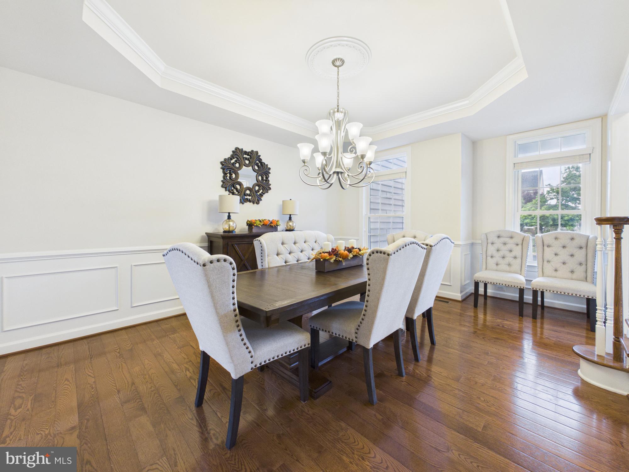 DAWSON'S CORNER - Residential
