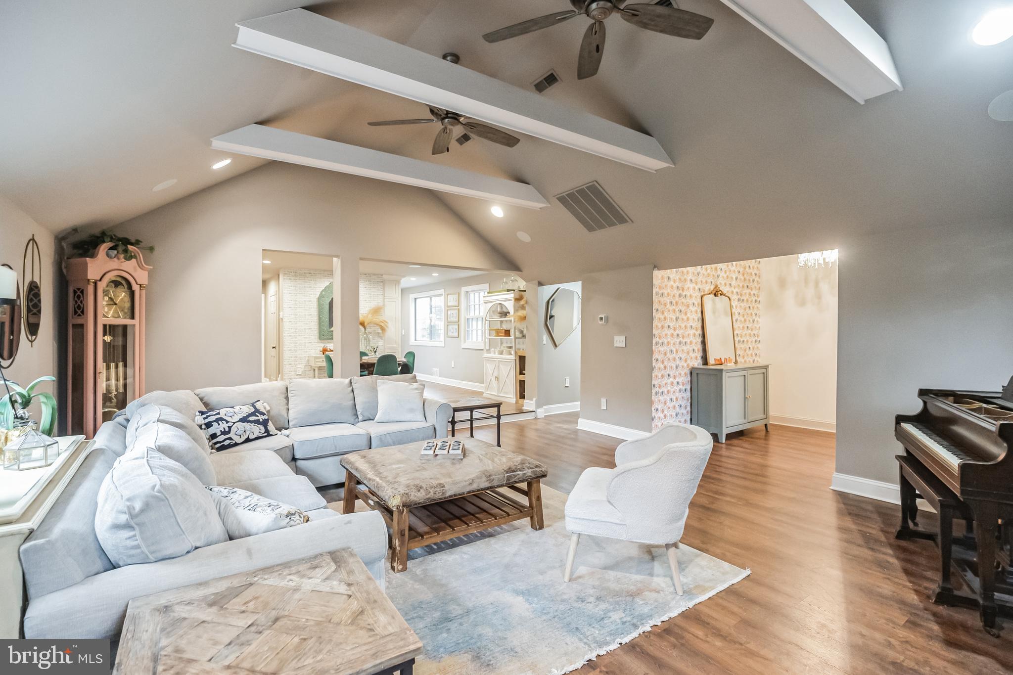 NORTHWOODS - Residential