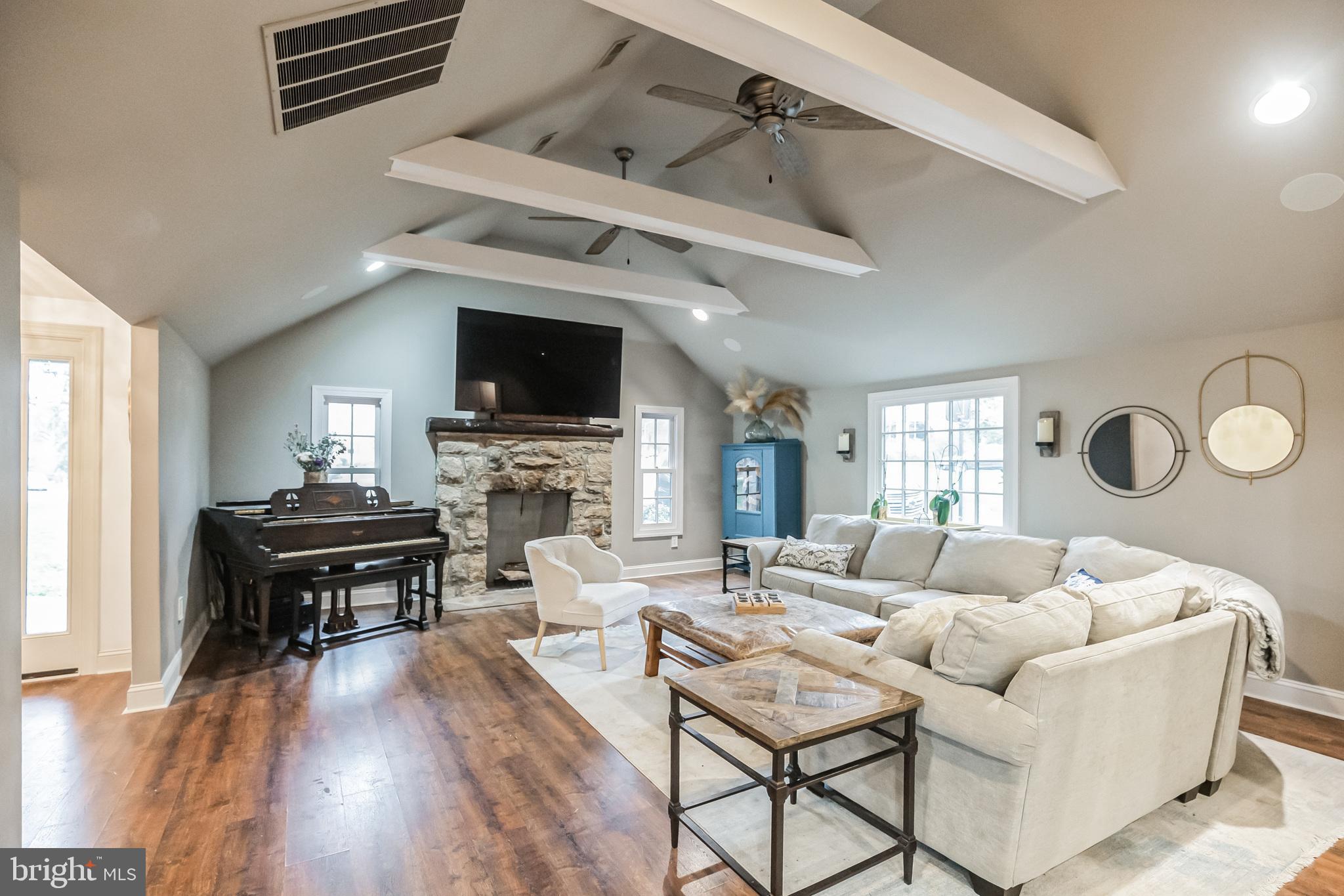 NORTHWOODS - Residential