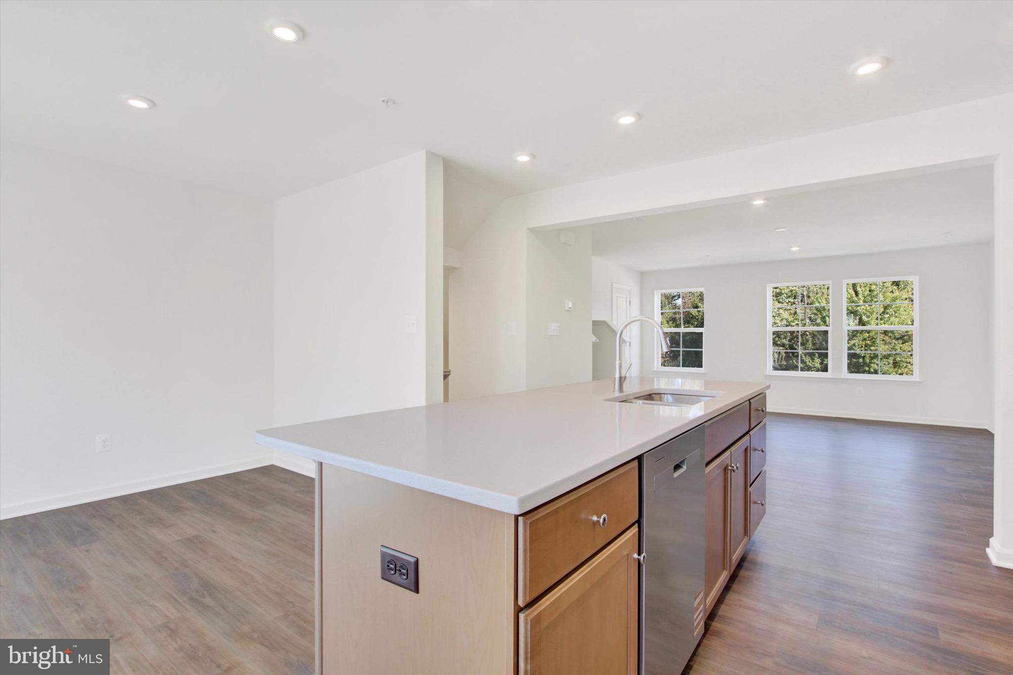 HOMESTEAD ACRES - Residential Lease