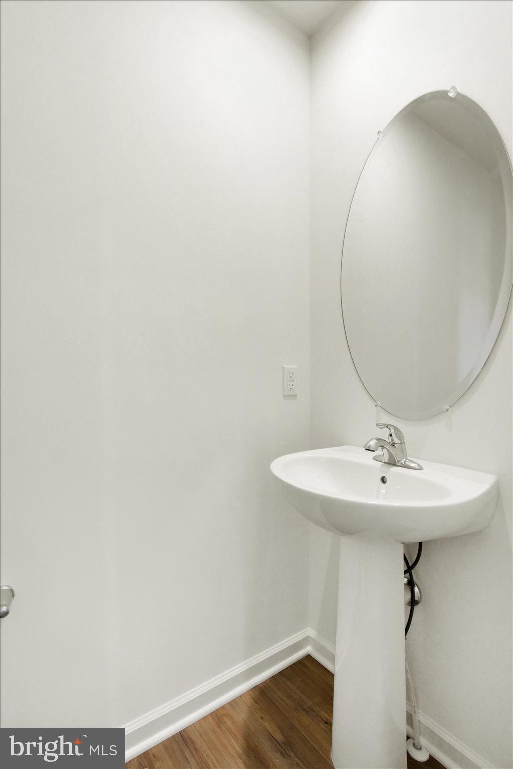 HOMESTEAD ACRES - Residential Lease