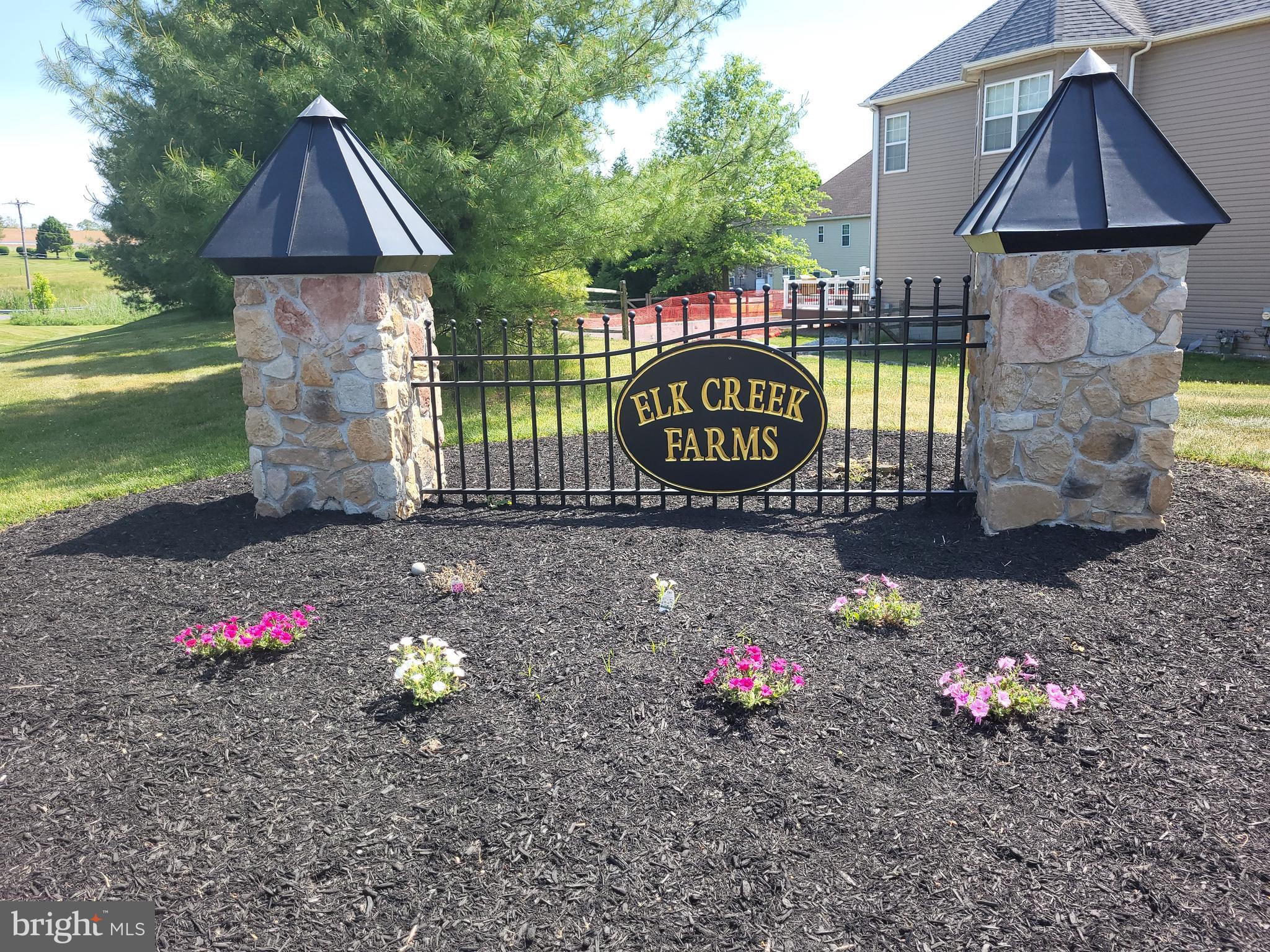 ELK CREEK FARM - Residential