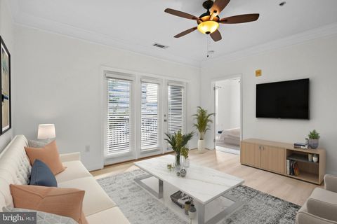 Photo of 501 Hungerford Drive #101, ROCKVILLE, MD 20850 (MLS # MDMC2204968)