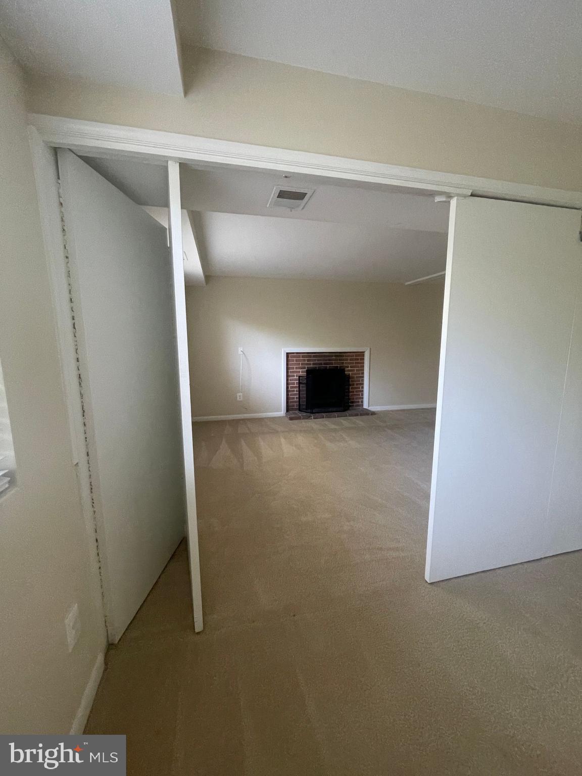 SOUTHRIDGE - Residential Lease