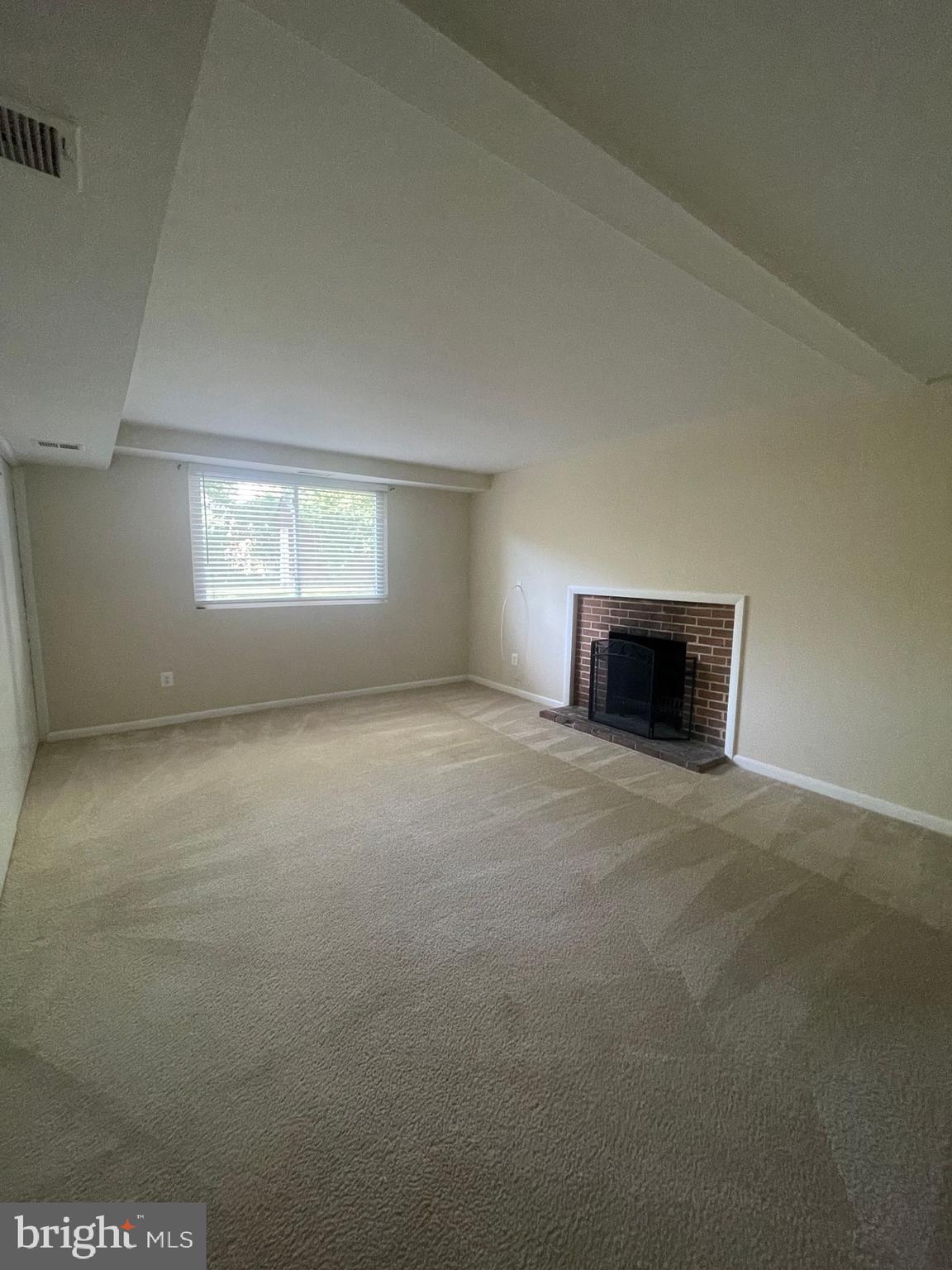 SOUTHRIDGE - Residential Lease