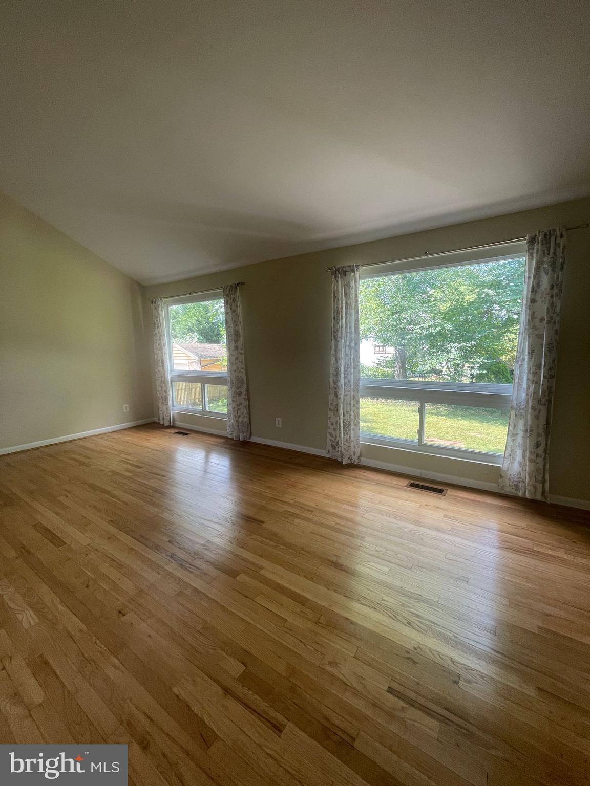 SOUTHRIDGE - Residential Lease