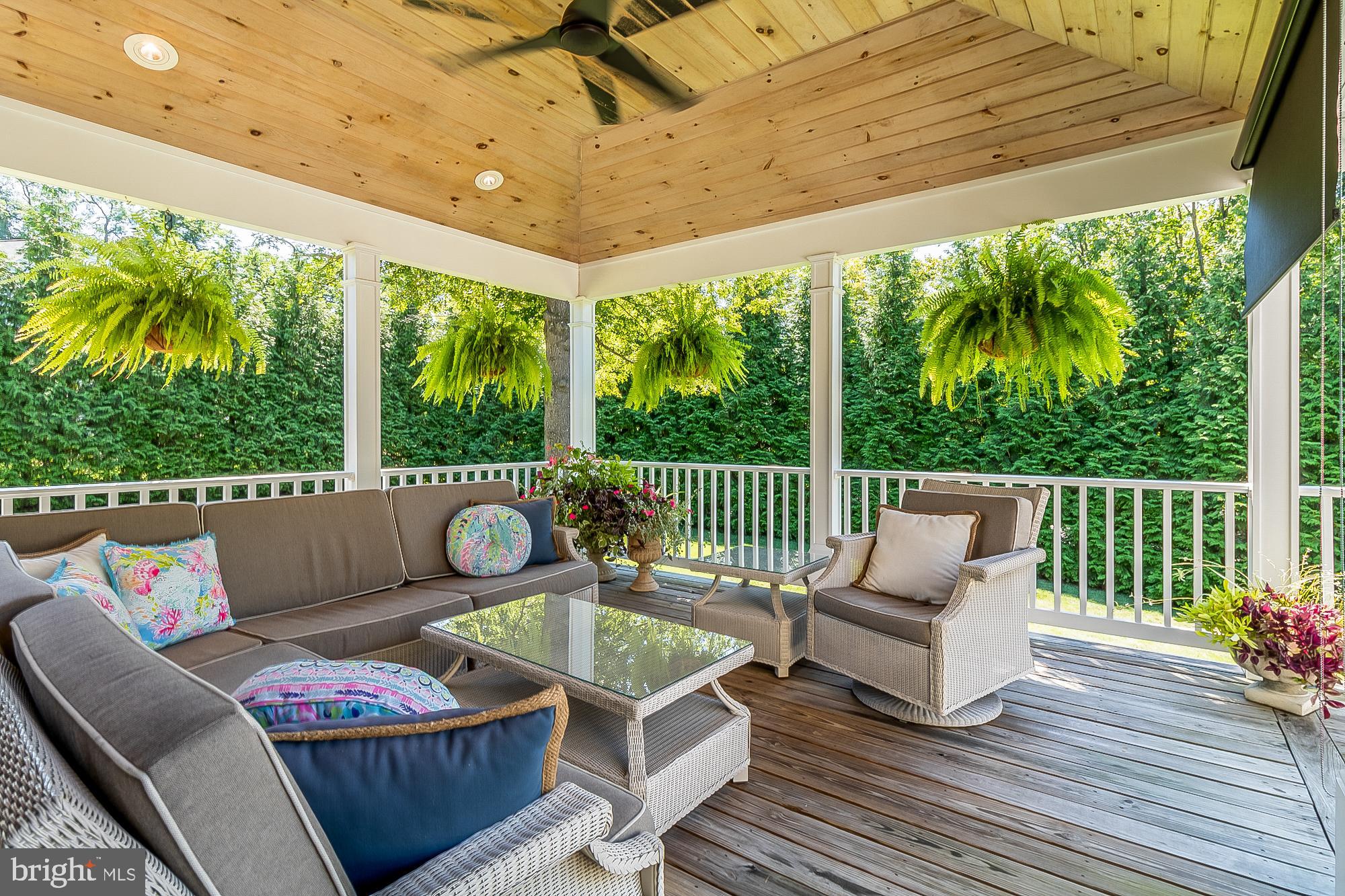 THE WILLOWS - Residential