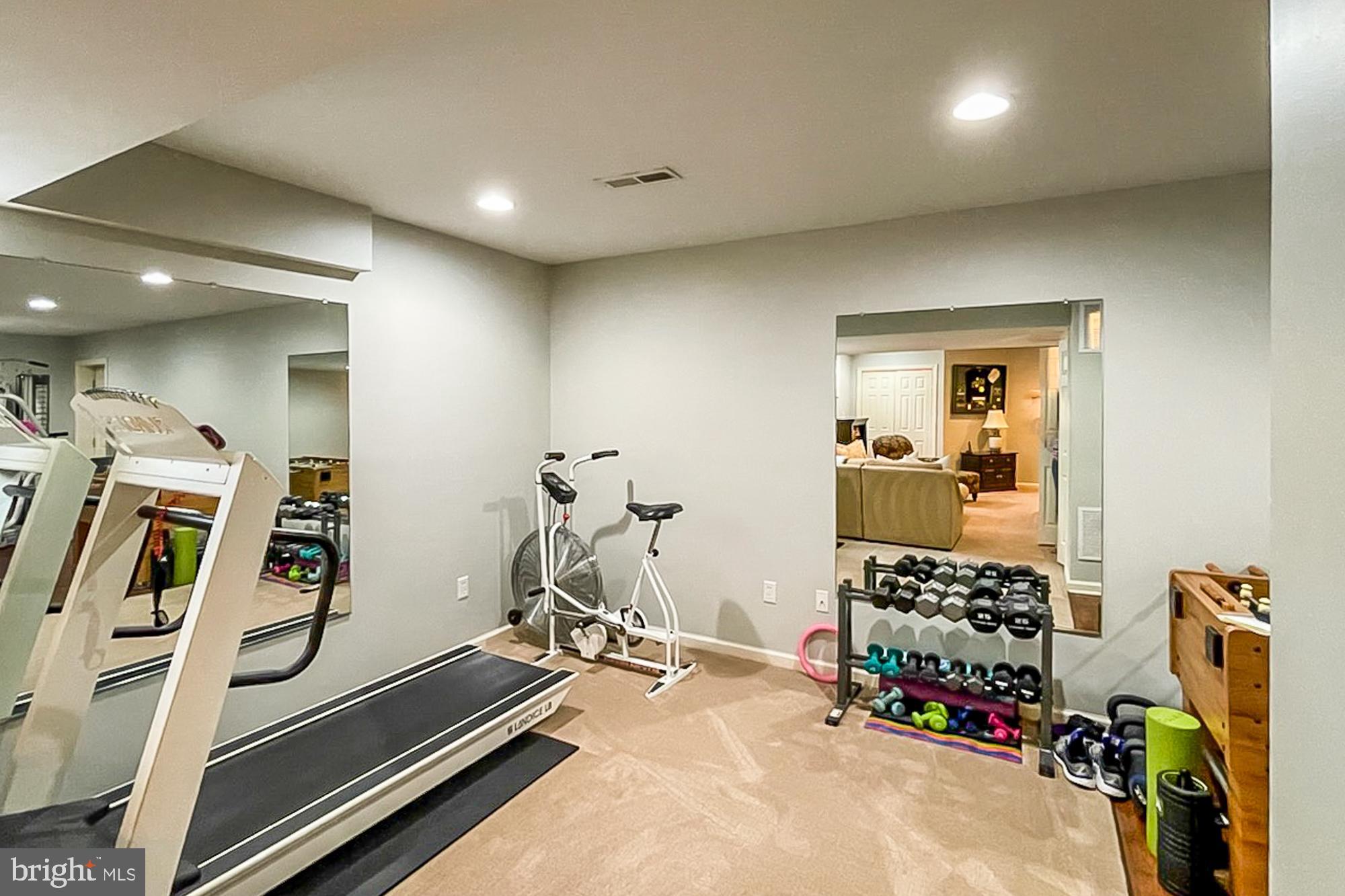 THE WILLOWS - Residential