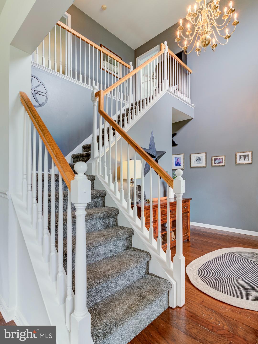 AUTUMN HILL IV - Residential