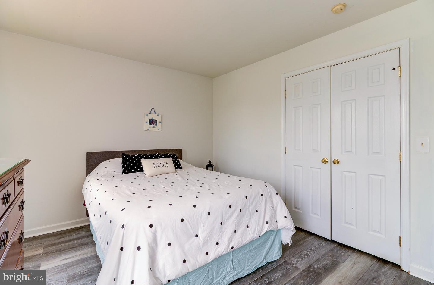 AUTUMN HILL IV - Residential