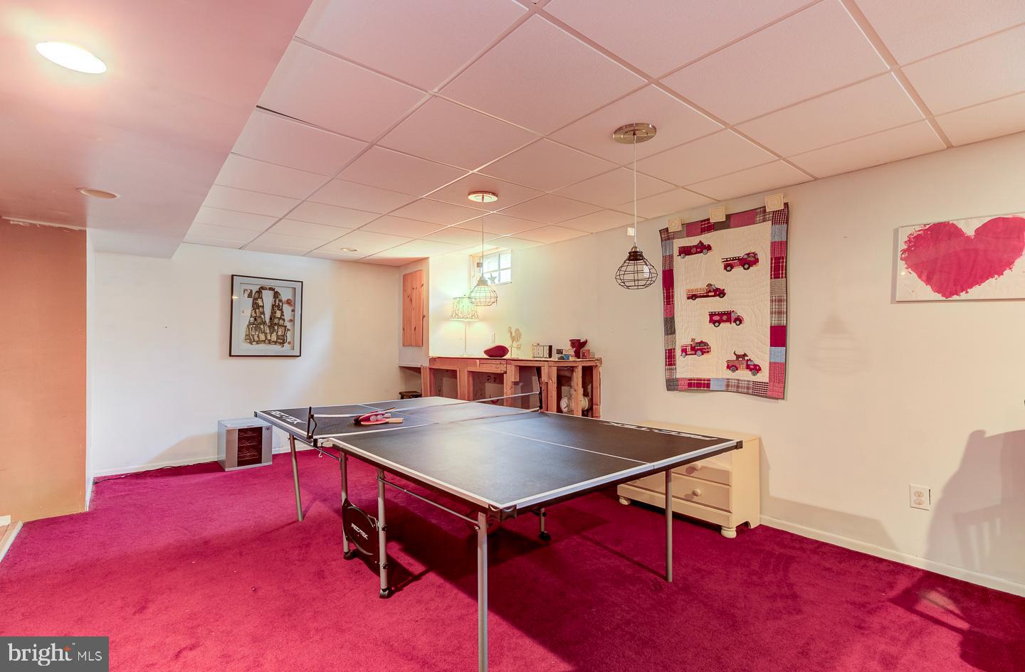 AUTUMN HILL IV - Residential