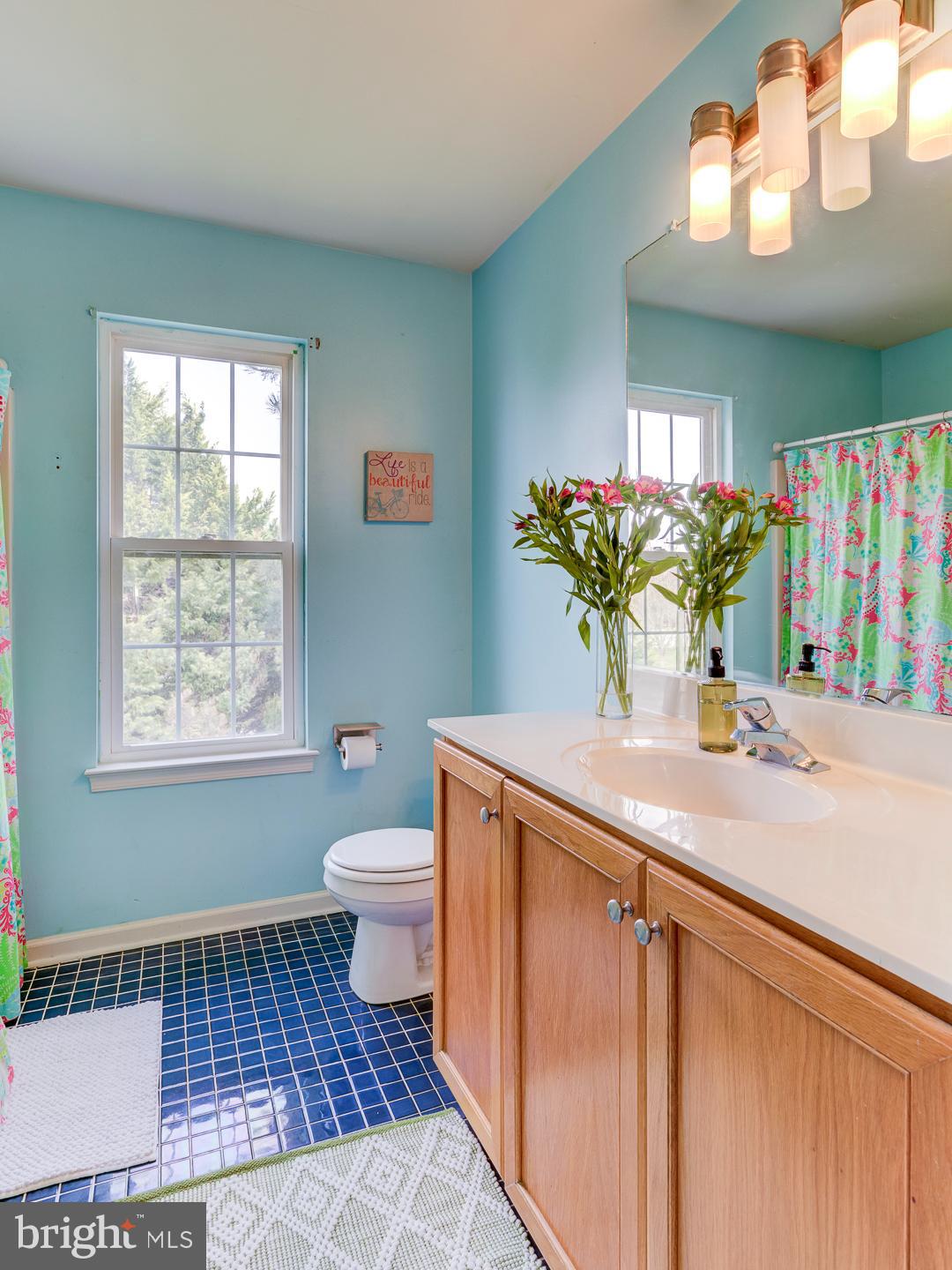 AUTUMN HILL IV - Residential