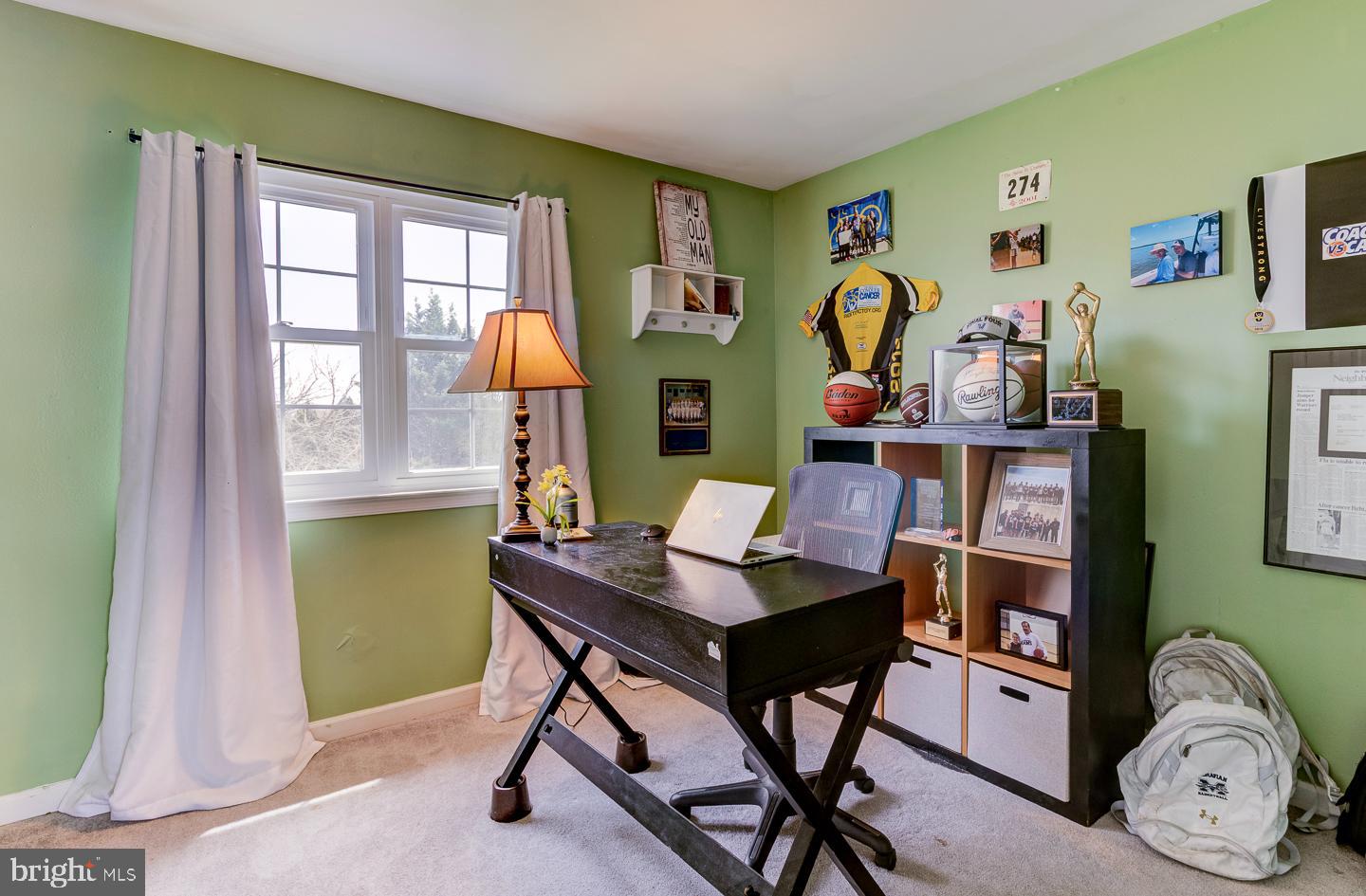 AUTUMN HILL IV - Residential