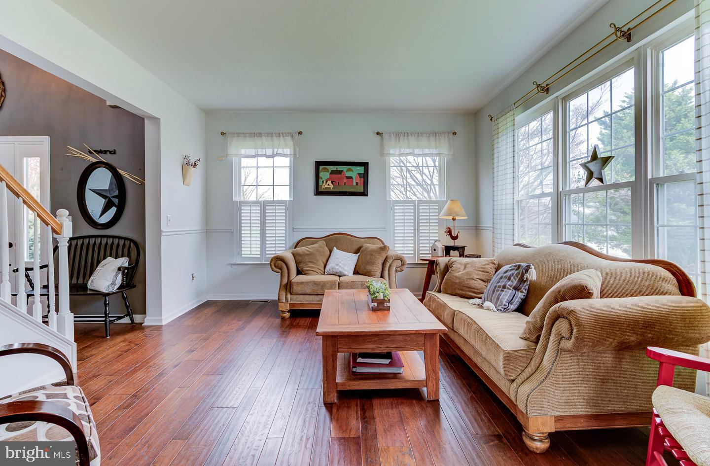 AUTUMN HILL IV - Residential