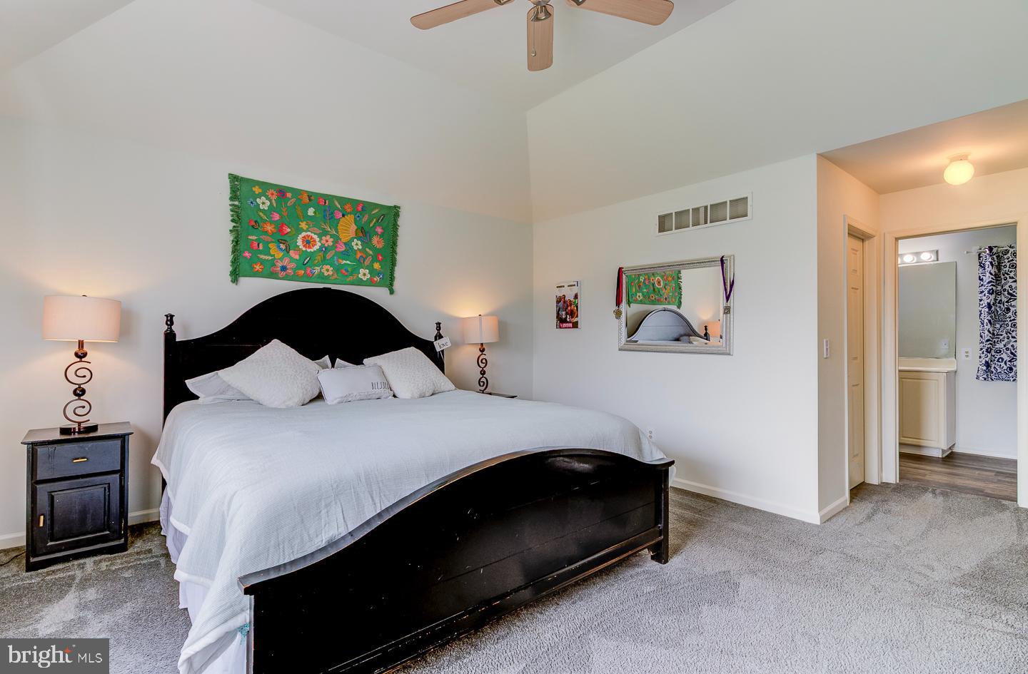 AUTUMN HILL IV - Residential