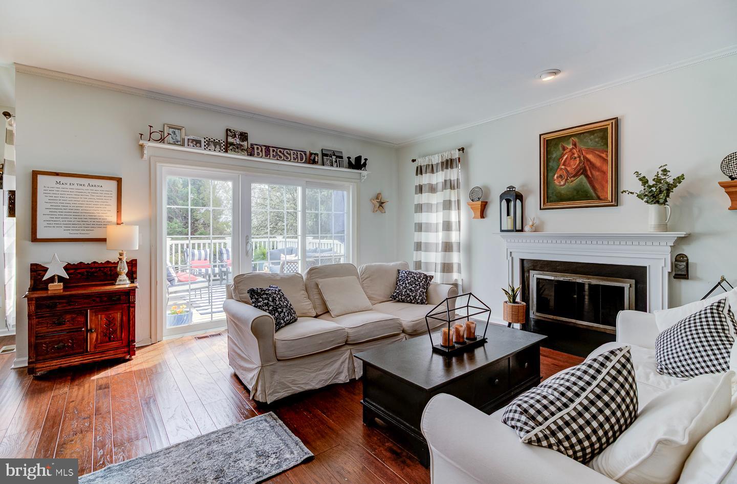 AUTUMN HILL IV - Residential