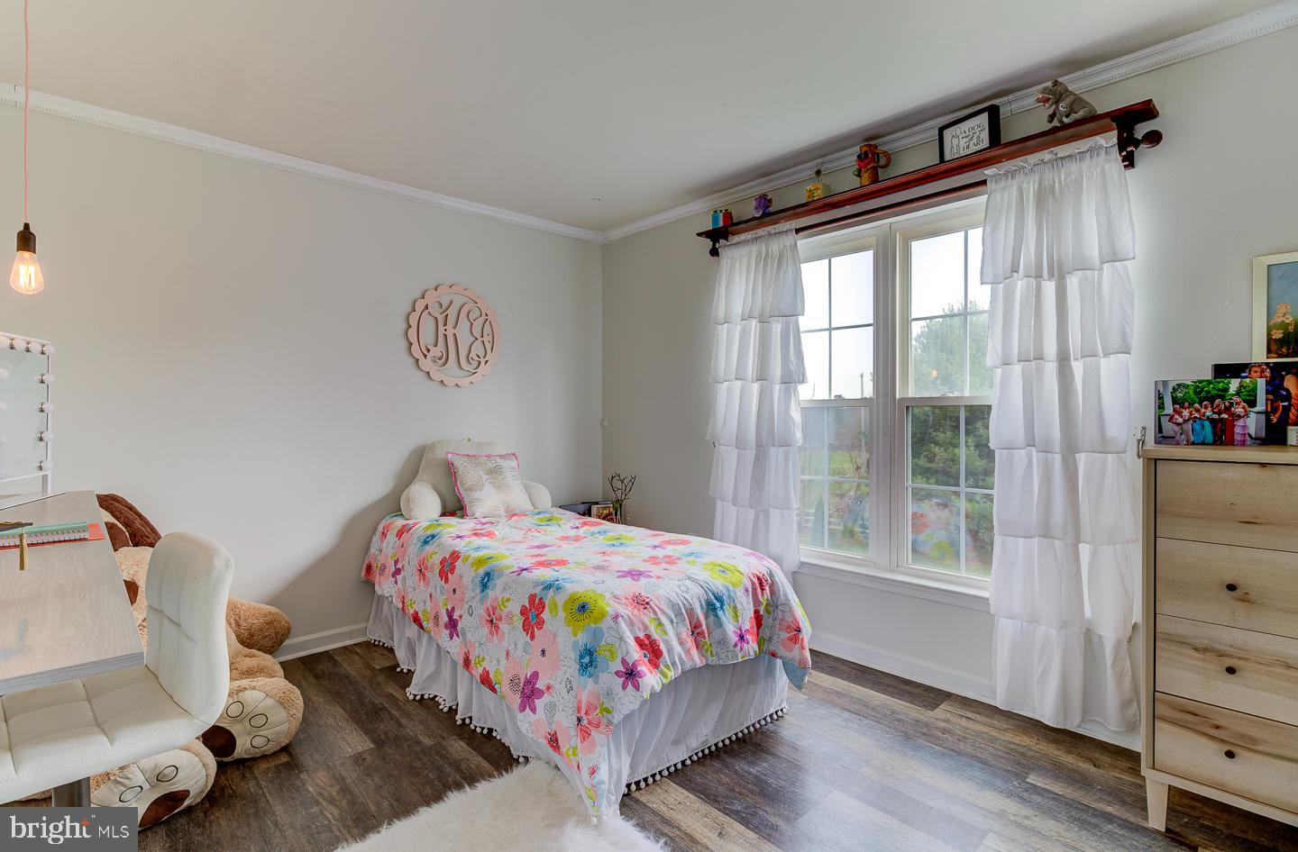 AUTUMN HILL IV - Residential