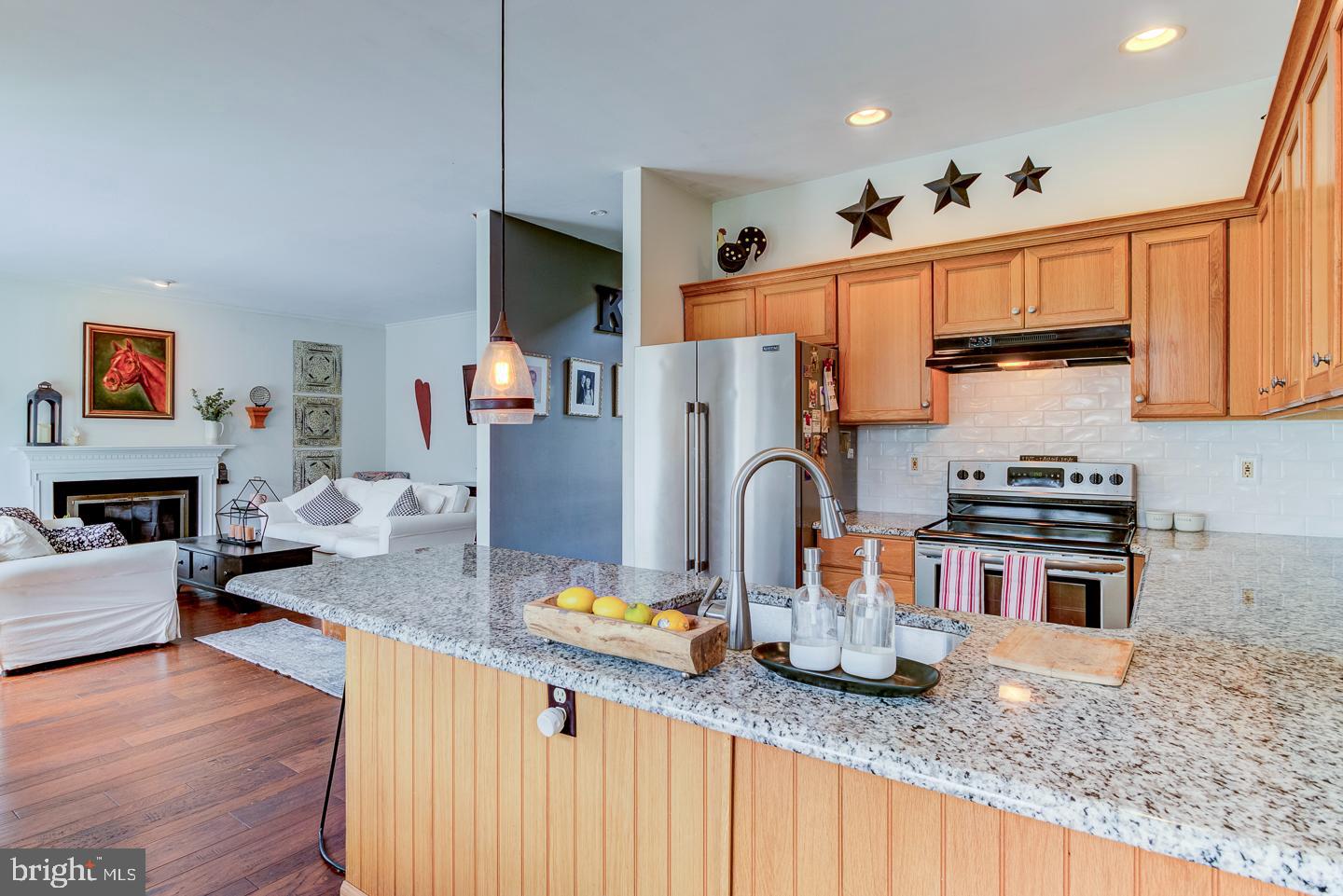 AUTUMN HILL IV - Residential