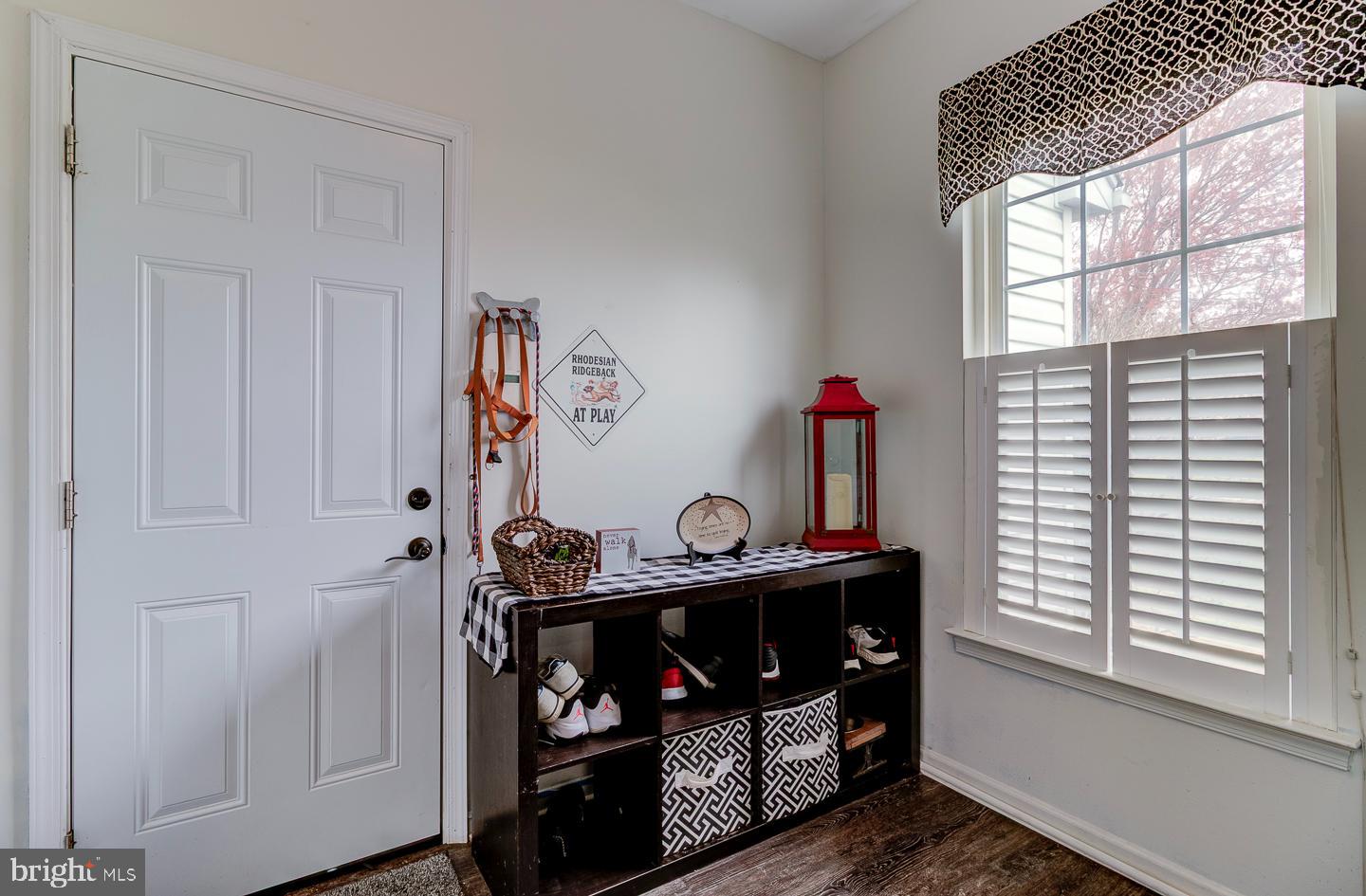 AUTUMN HILL IV - Residential