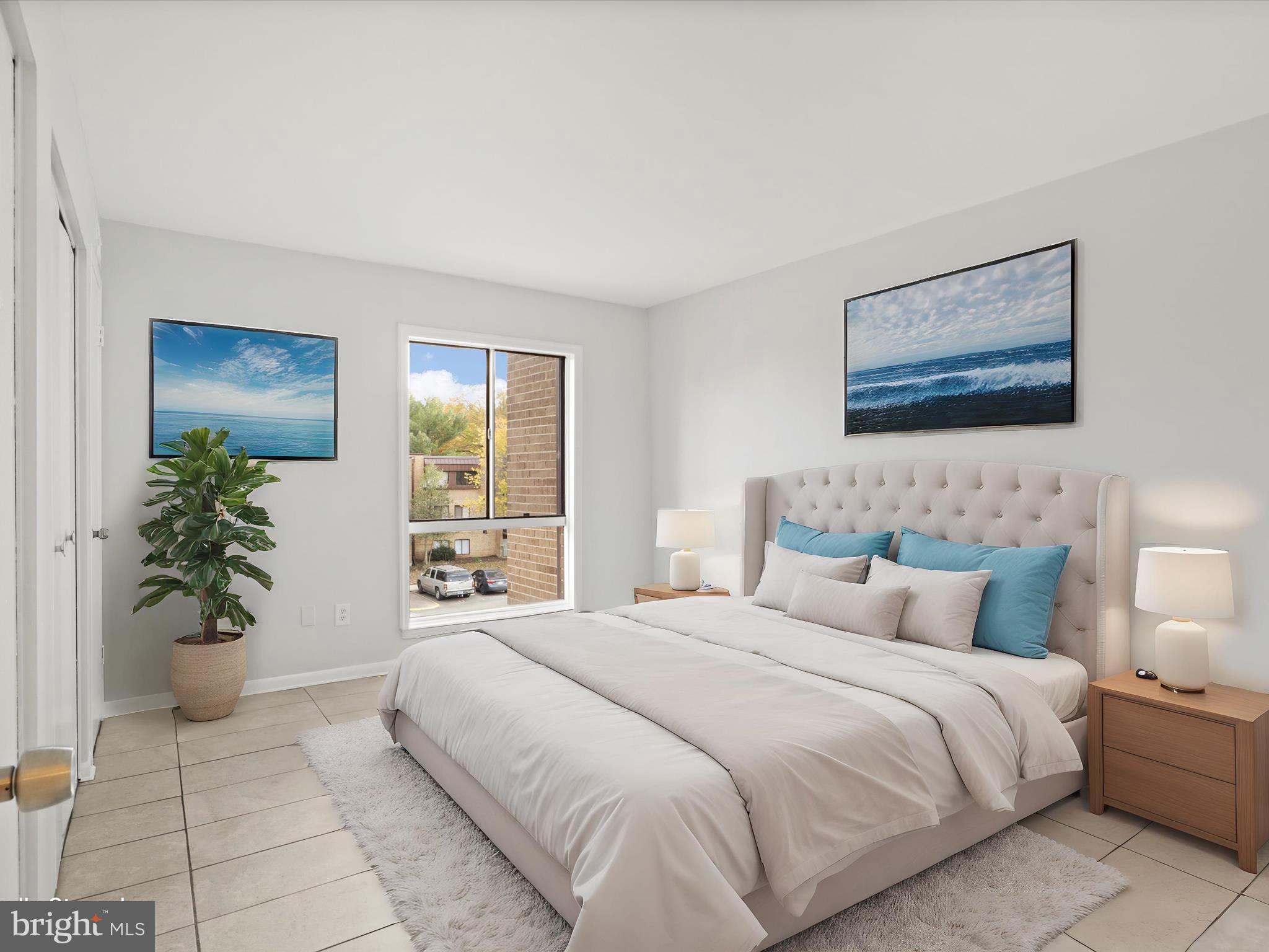 SUMMERTREE CONDO APTS - Residential