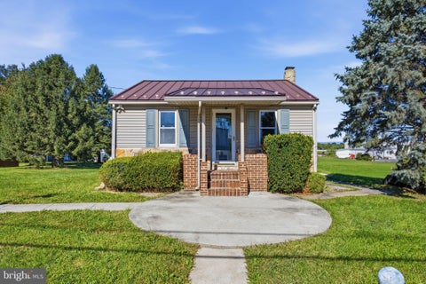 Homes For Sale - 17 Hump Road<br/> HAGERSTOWN, MD 21740