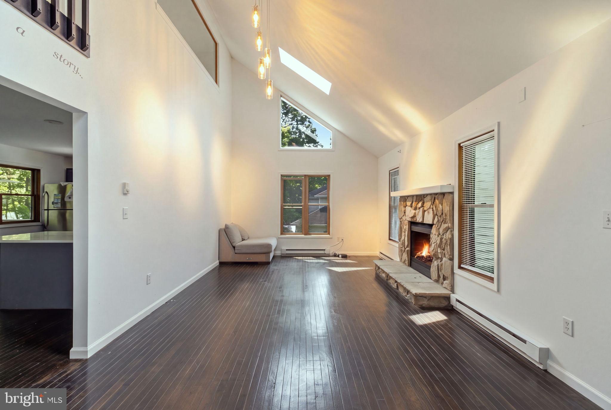 1076 LANCASTER DR.