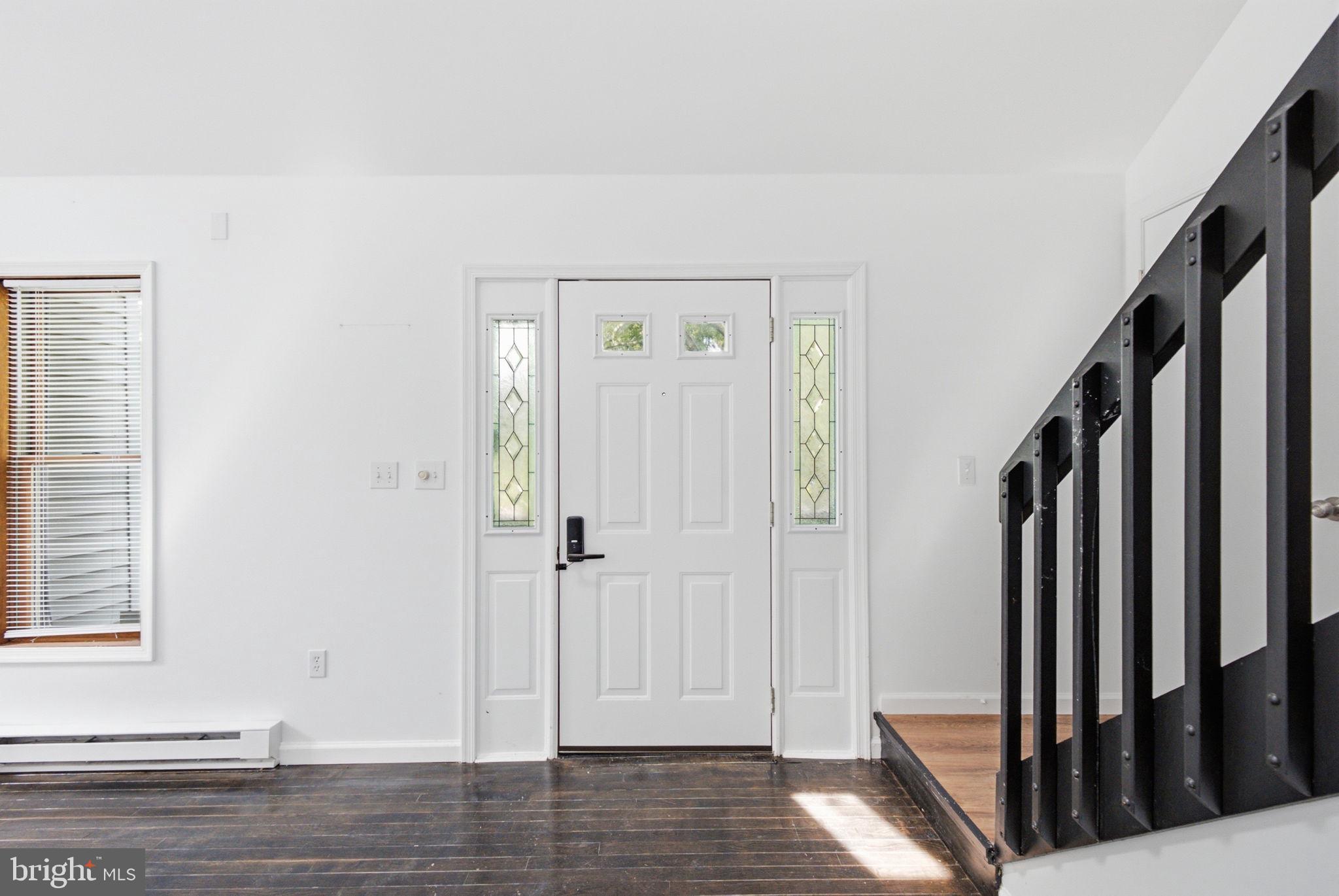 1076 LANCASTER DR.