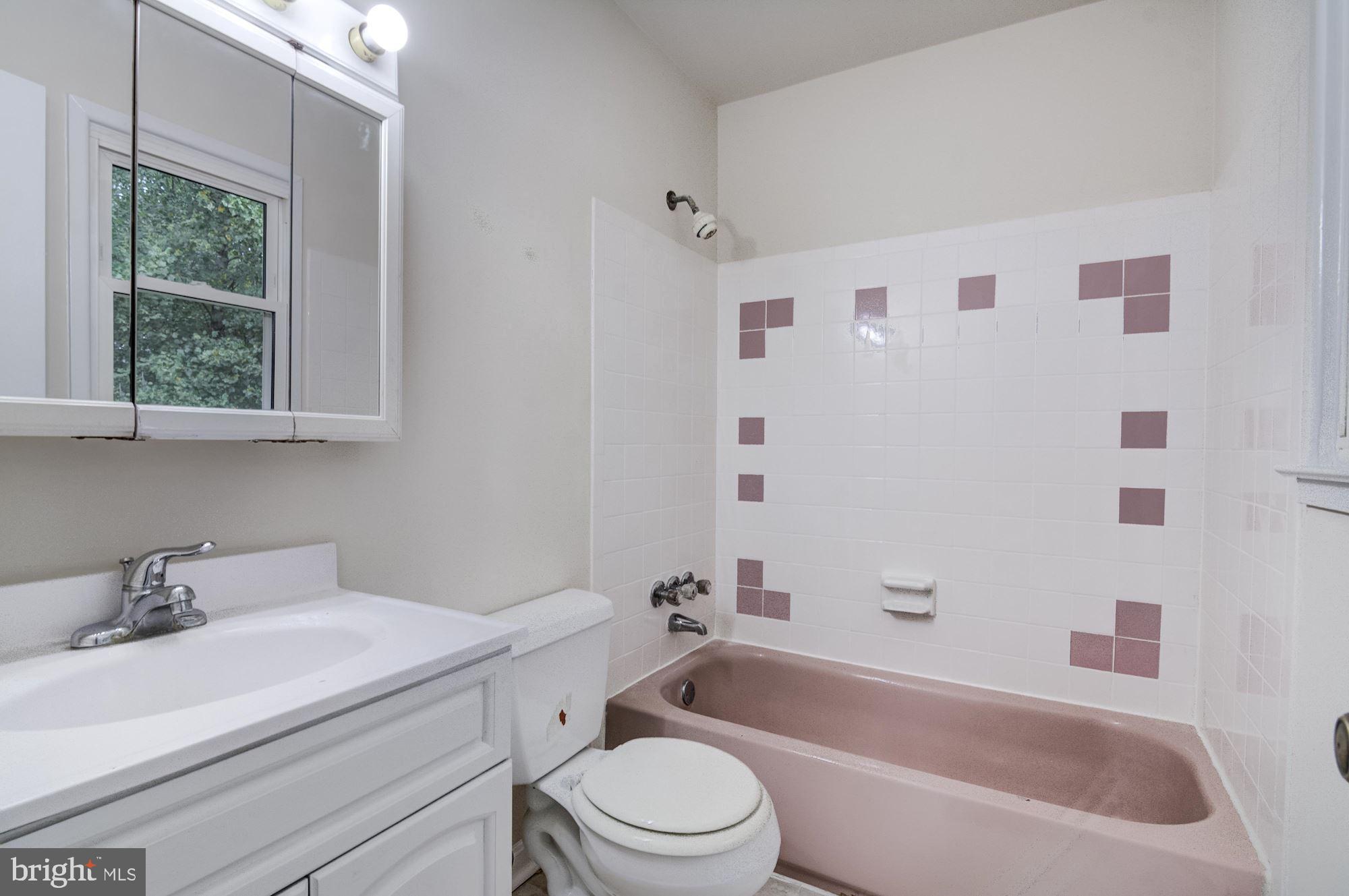 DALE CITY - Residential