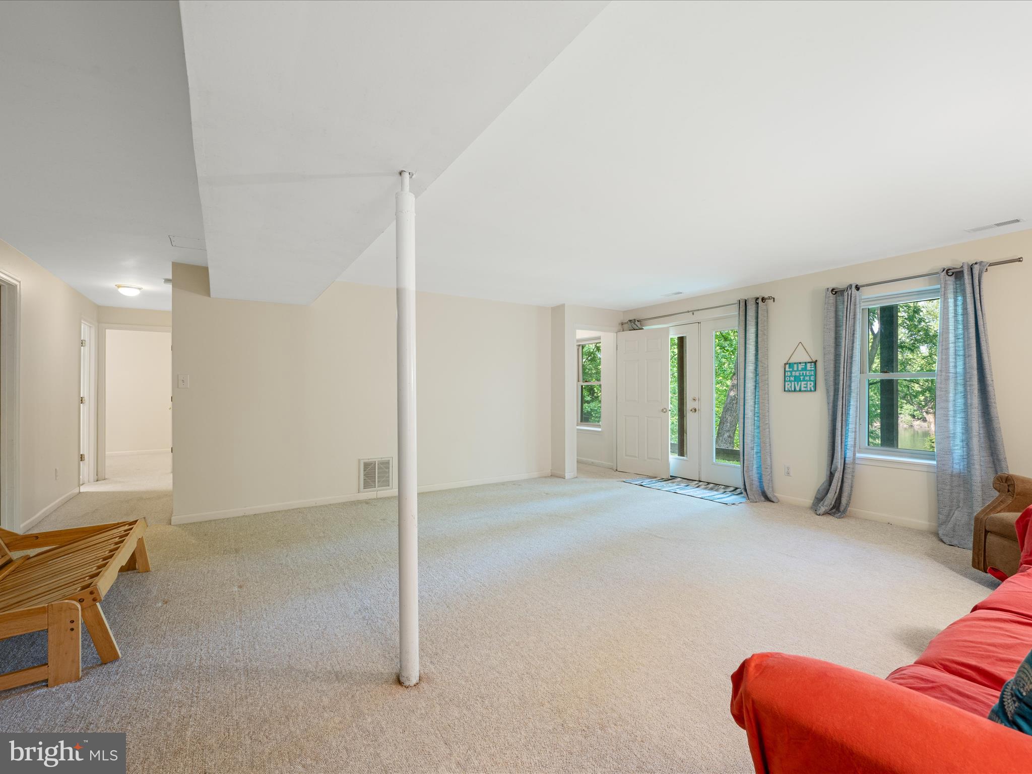 RIVERSIDE - Residential