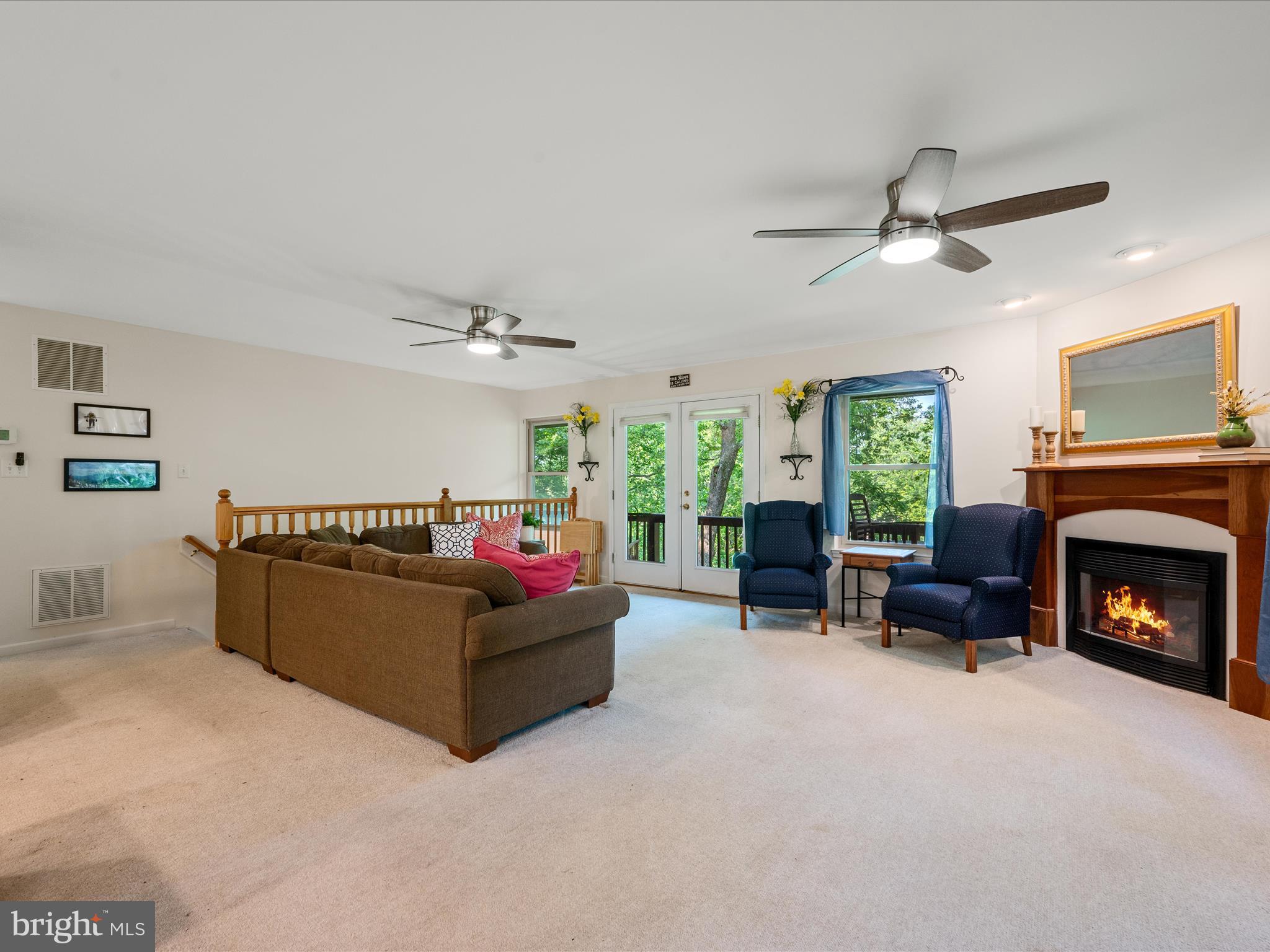 RIVERSIDE - Residential