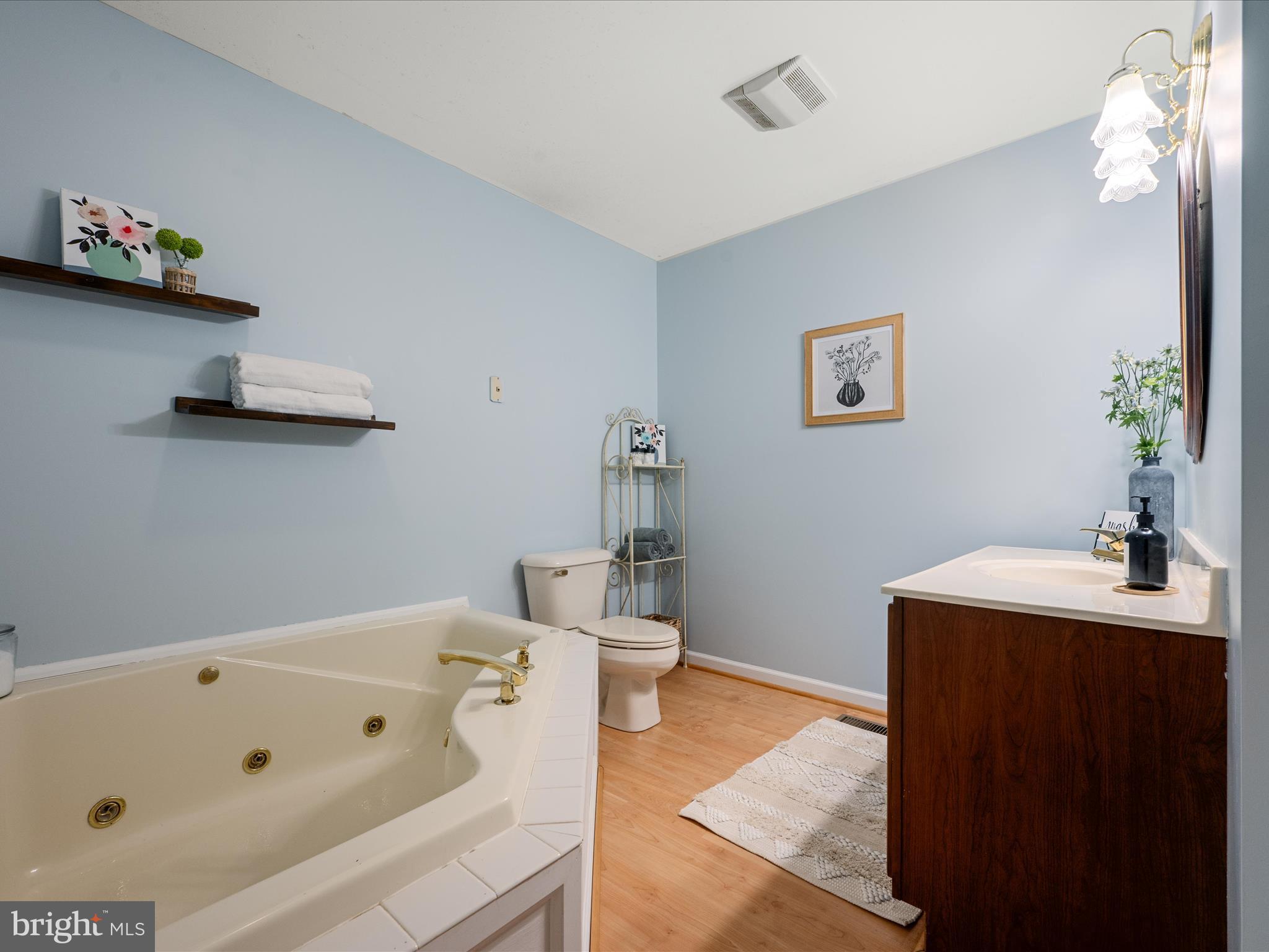 RIVERSIDE - Residential