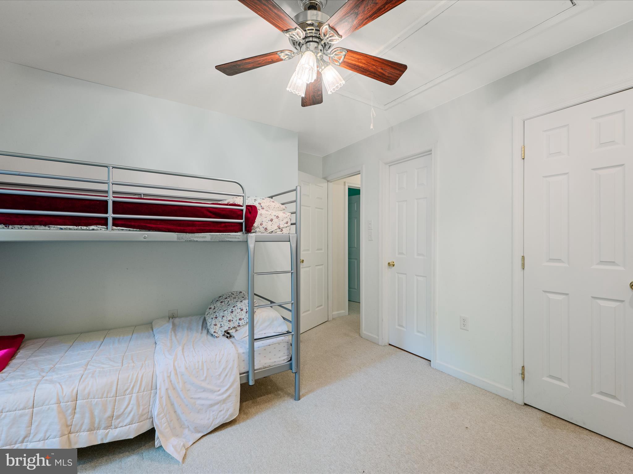 RIVERSIDE - Residential