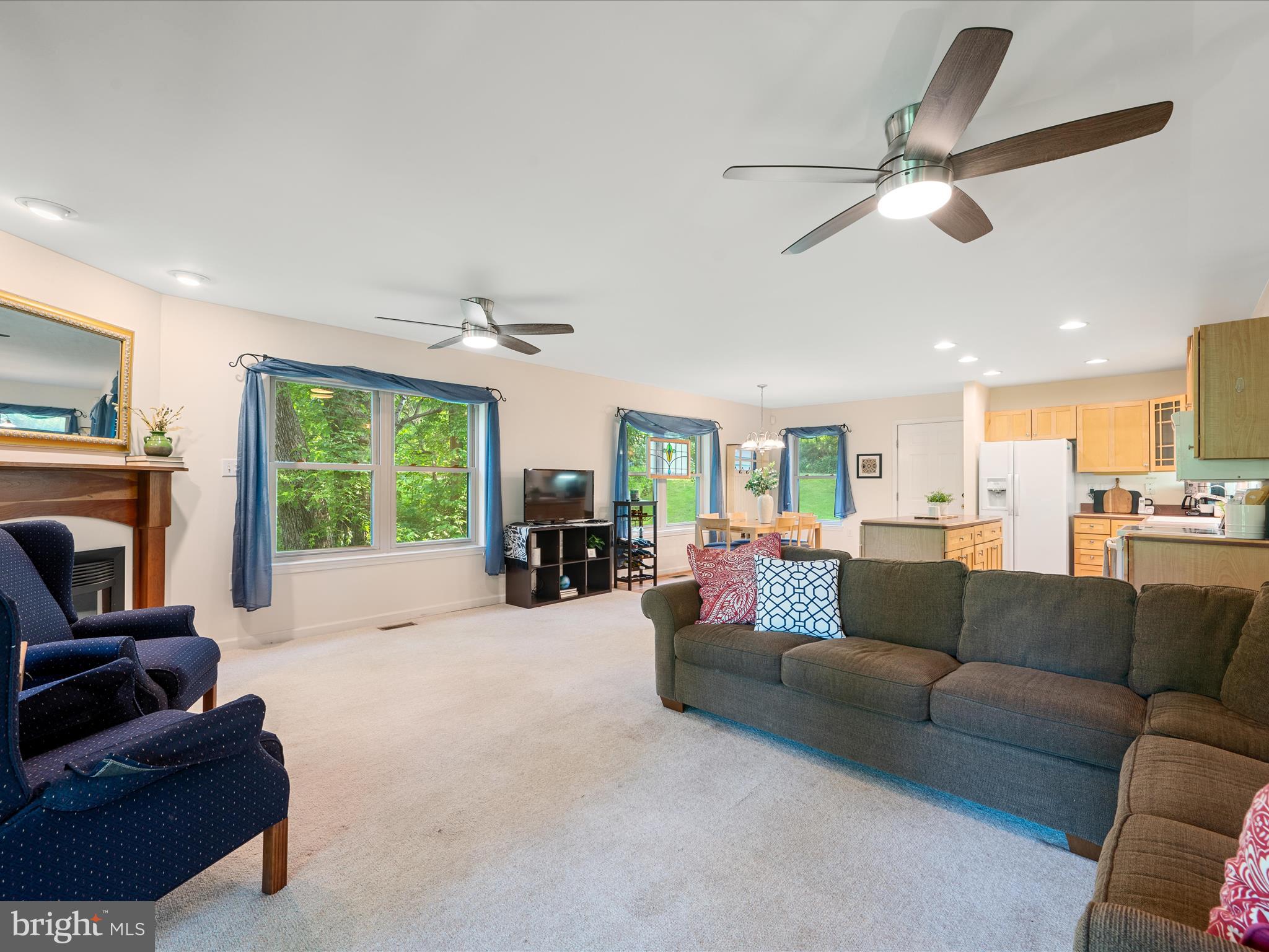 RIVERSIDE - Residential