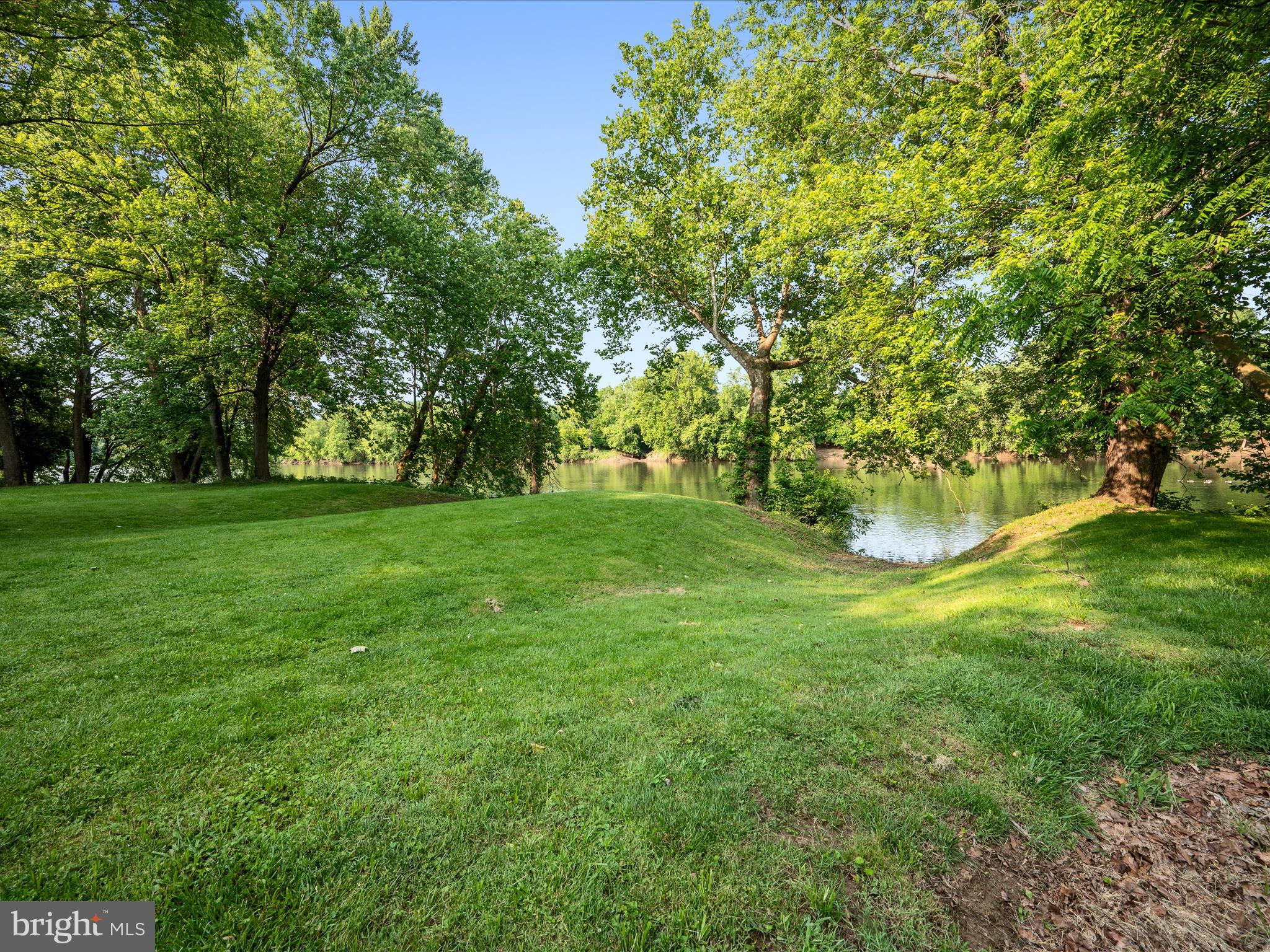 RIVERSIDE - Residential