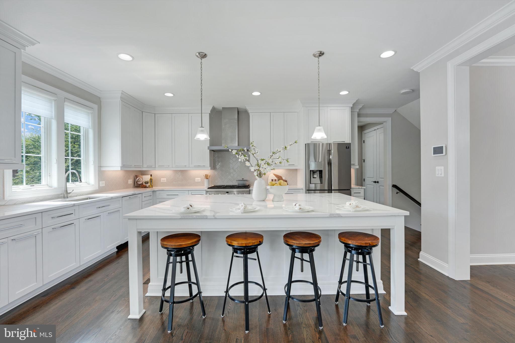 DRANESVILLE ESTATES - Residential