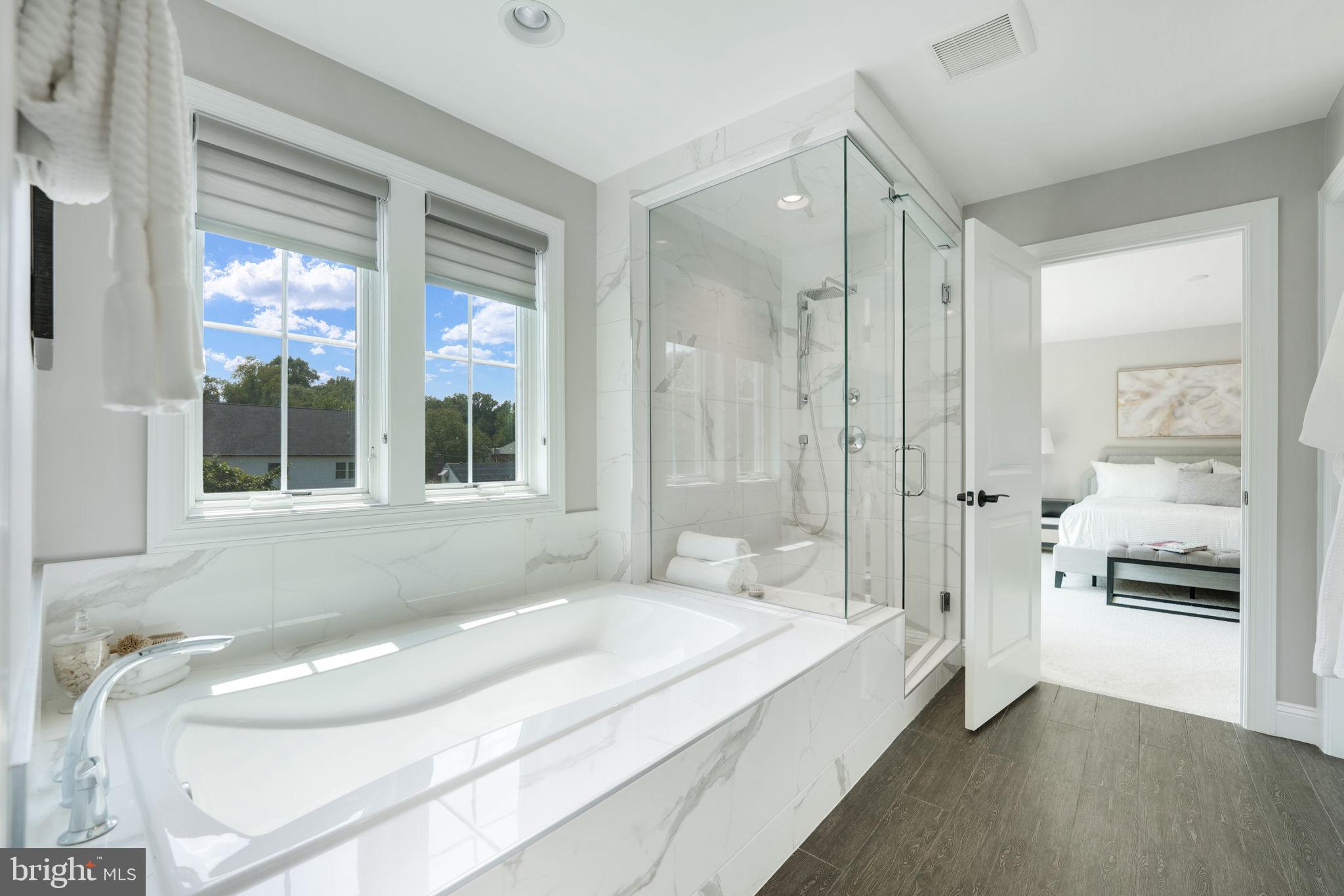 DRANESVILLE ESTATES - Residential