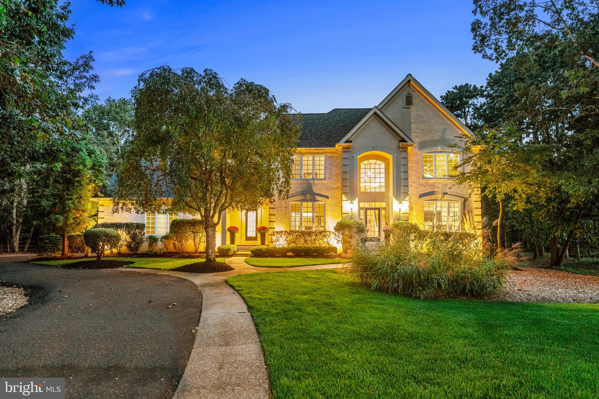 5 SOMERTON SQUARE