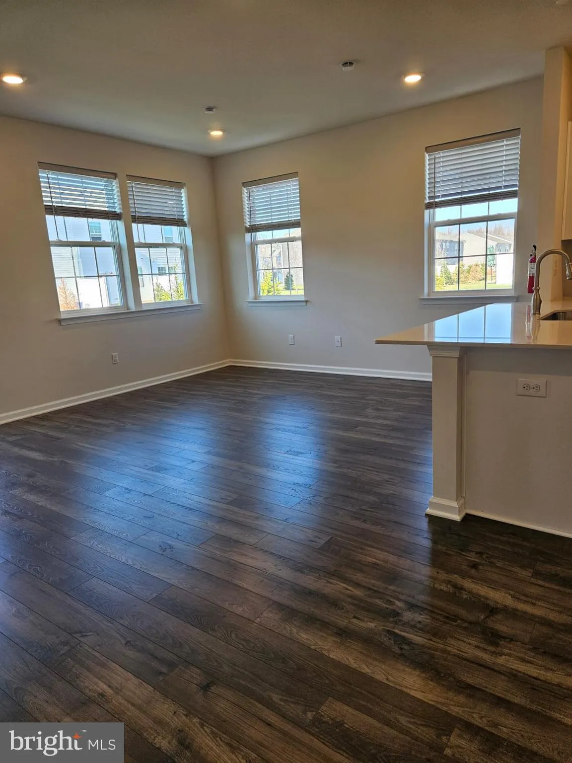 Westampton, New Jersey 08060, United States, 3 Bedrooms Bedrooms, ,3 BathroomsBathrooms,Residential,Pending,29886