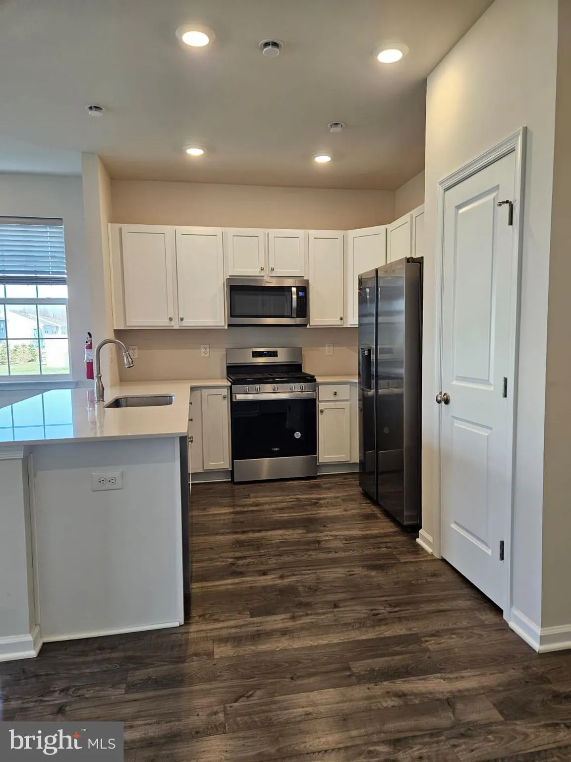 Westampton, New Jersey 08060, United States, 3 Bedrooms Bedrooms, ,3 BathroomsBathrooms,Residential,Pending,29886