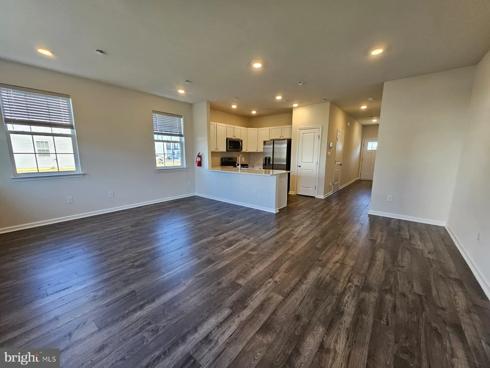 Westampton, New Jersey 08060, United States, 3 Bedrooms Bedrooms, ,3 BathroomsBathrooms,Residential,Pending,29886