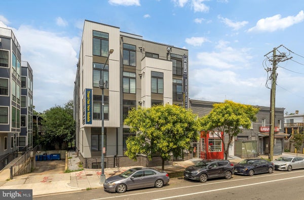 2310 4TH ST NE UNIT 4, WASHINGTON, DC 20002 - Image b93a6ca4d1c2ab6aef8c3025aa91fcef/192878071