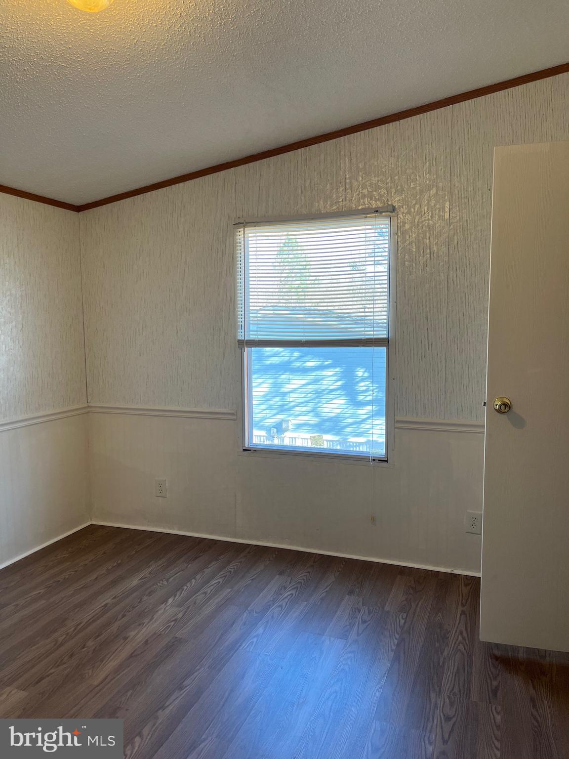 CEDARHURST ACRES - Residential