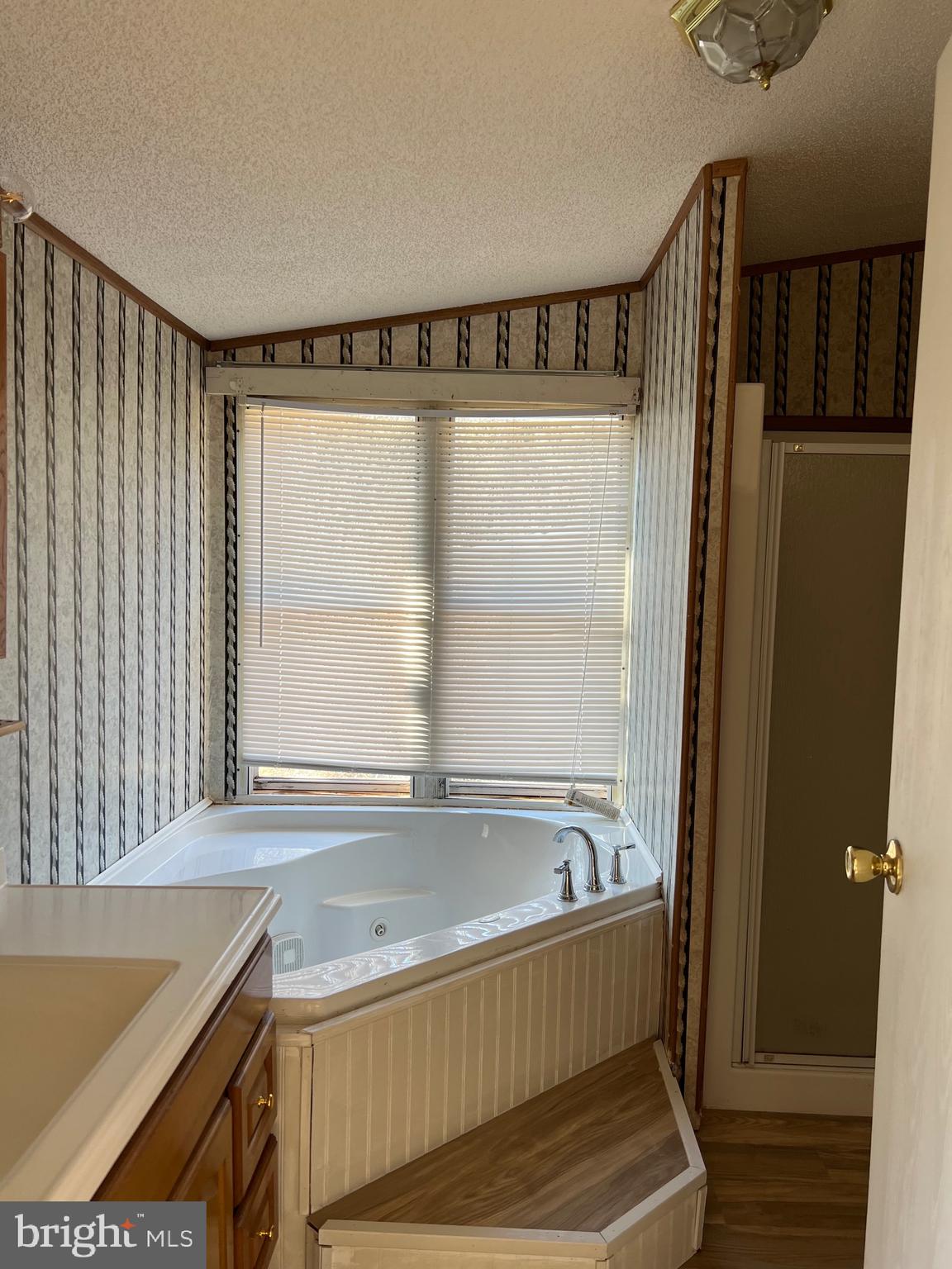 CEDARHURST ACRES - Residential