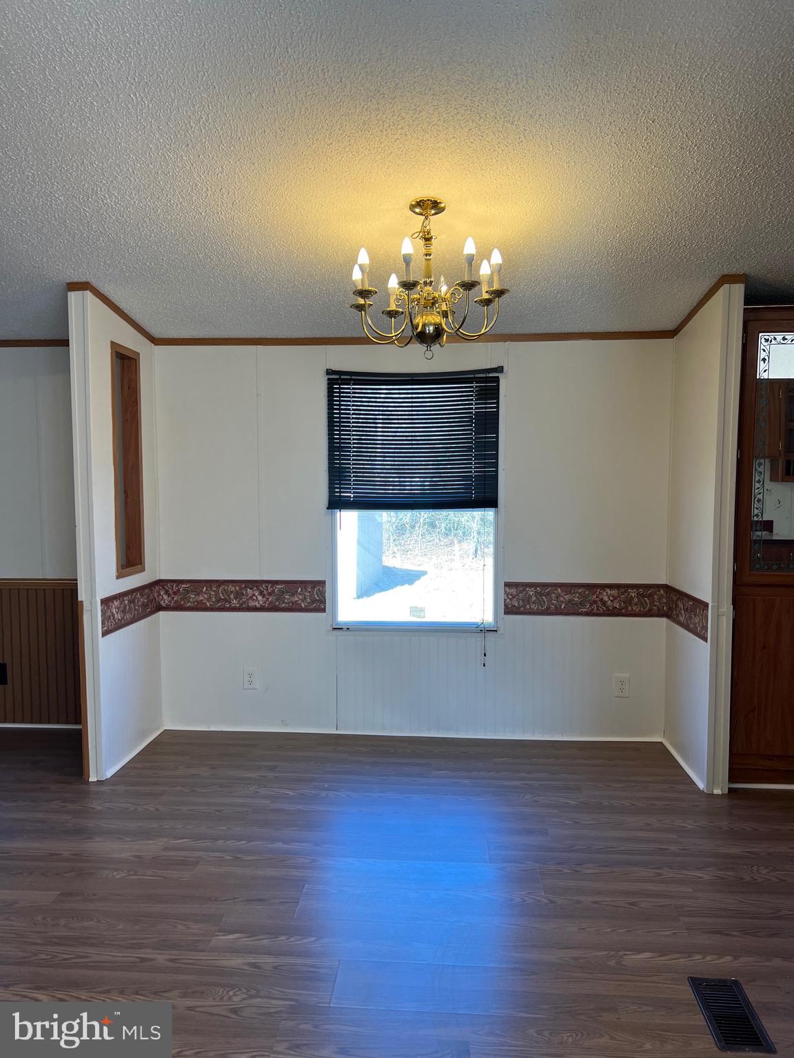 CEDARHURST ACRES - Residential